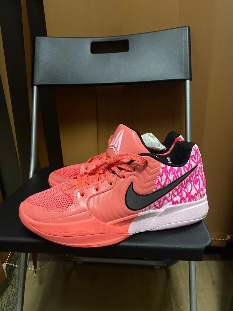 Баскетбольные кроссовки Nike JA2 - изображение 1