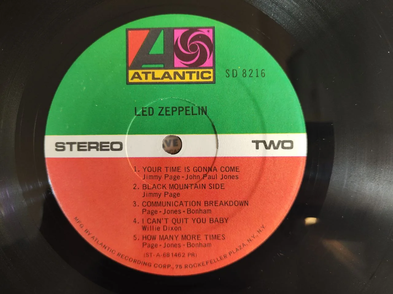 LED Zeppelin – LED Zeppelin 1 альбом - миниатюра 5