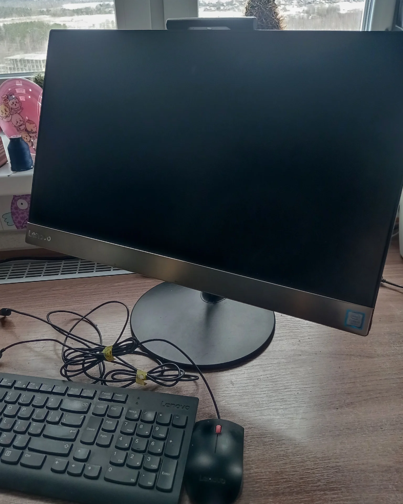 Компьютер моноблок Lenovo V410z - изображение 1