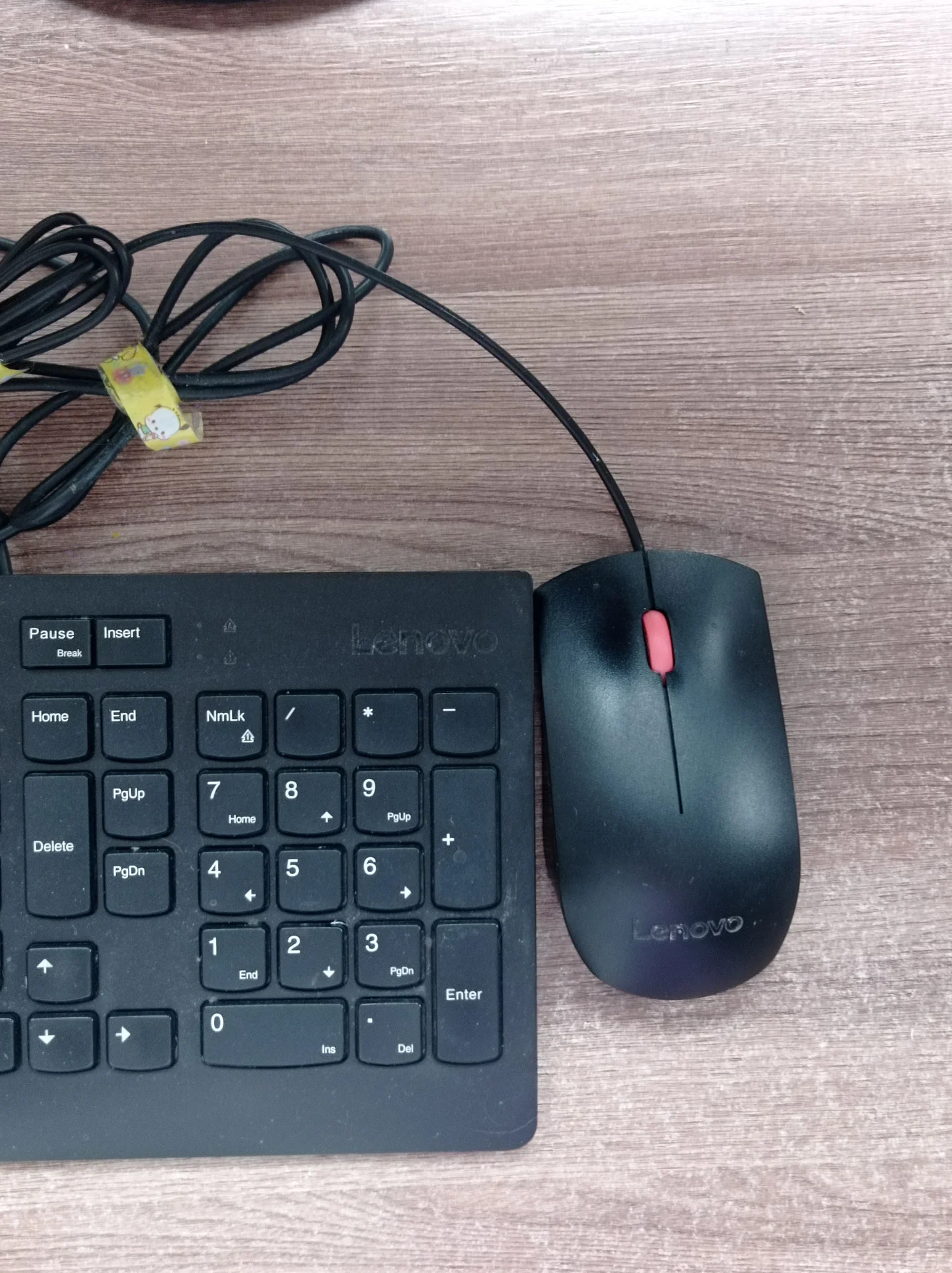 Компьютер моноблок Lenovo V410z - миниатюра 3