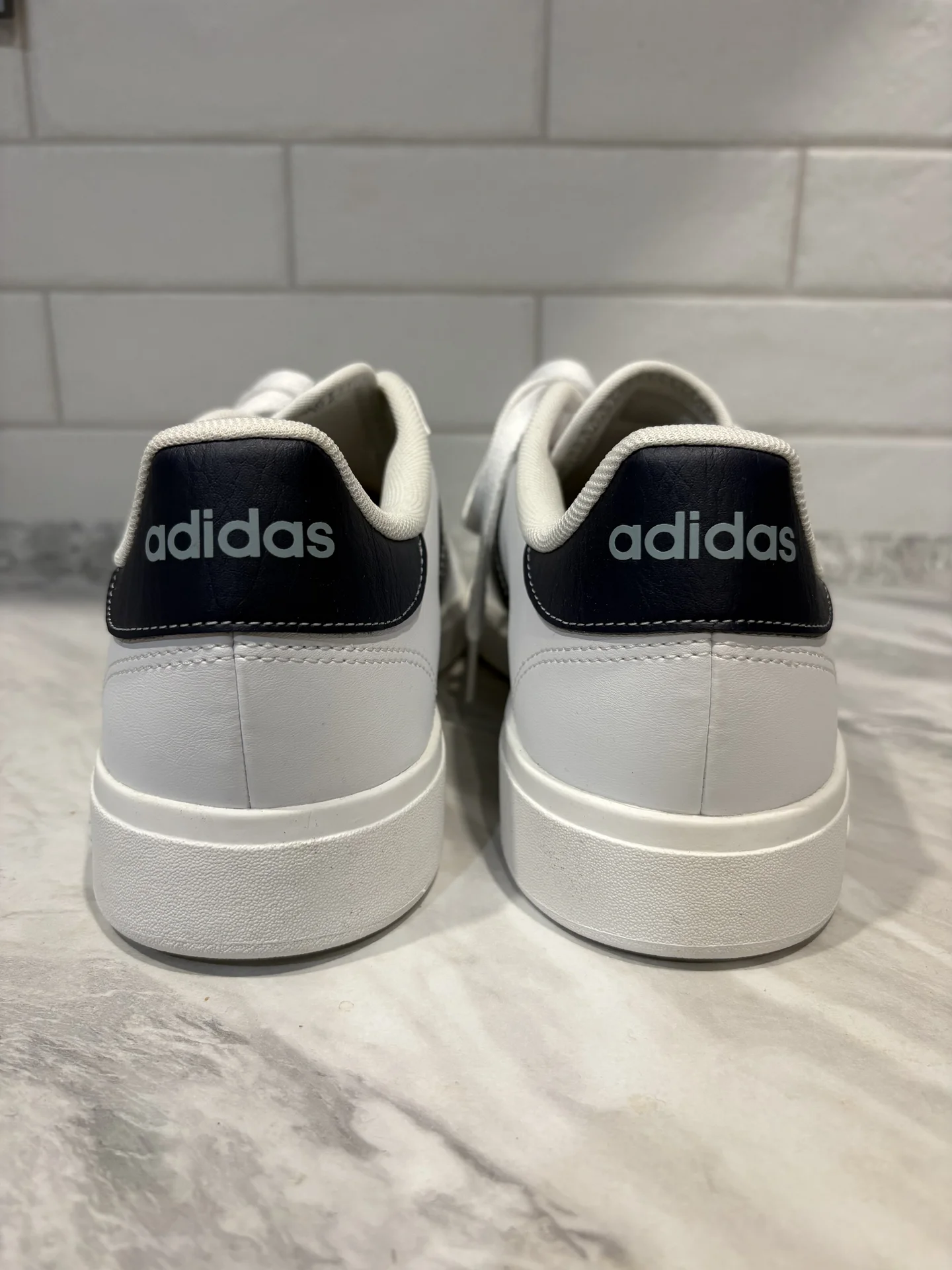 Кроссовки Adidas (44 размер) - миниатюра 4