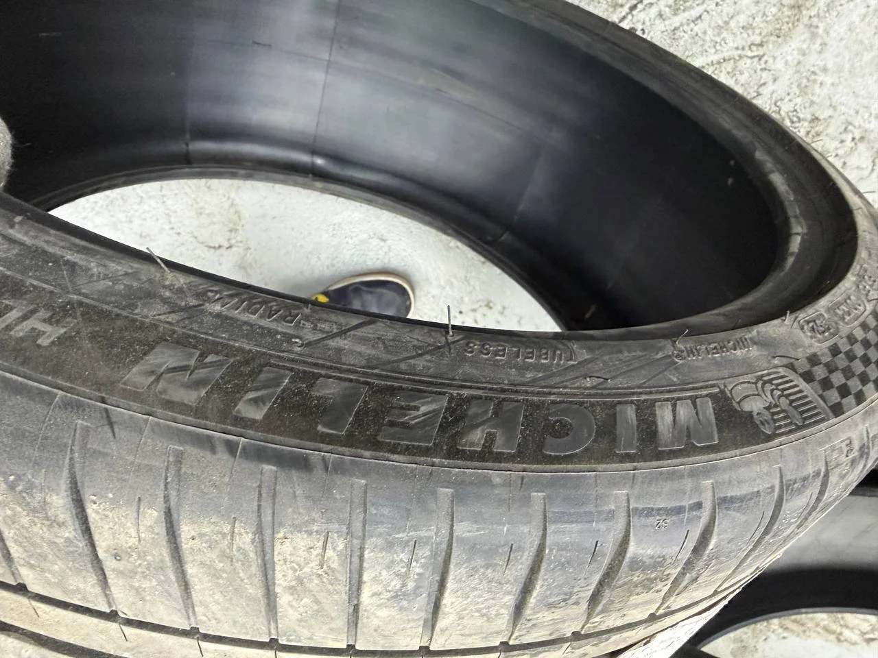 Michelin Pilot Sport 4 S 285/35 R23 и 315/30 R23 1 - миниатюра 3