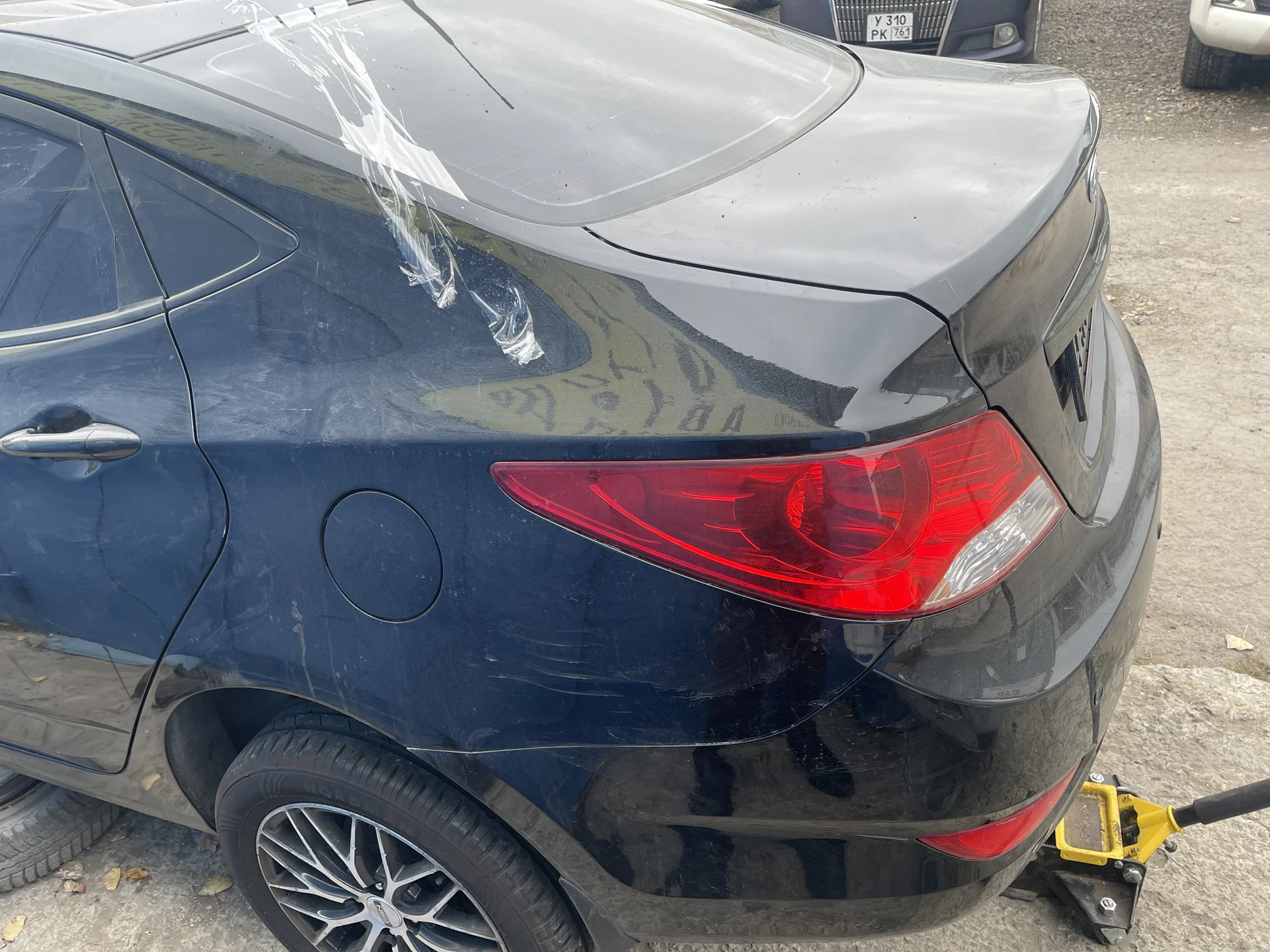 Авторазбор Hyundai Solaris 1 (2010-2017) Запчасти - миниатюра 3