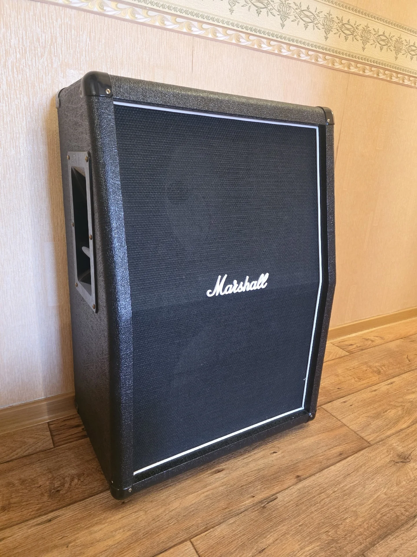 Кабинет Marshall. Модель: MX212A - изображение 1