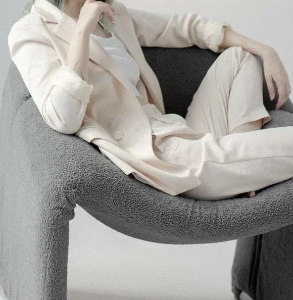 Брючный костюм женский - миниатюра 4