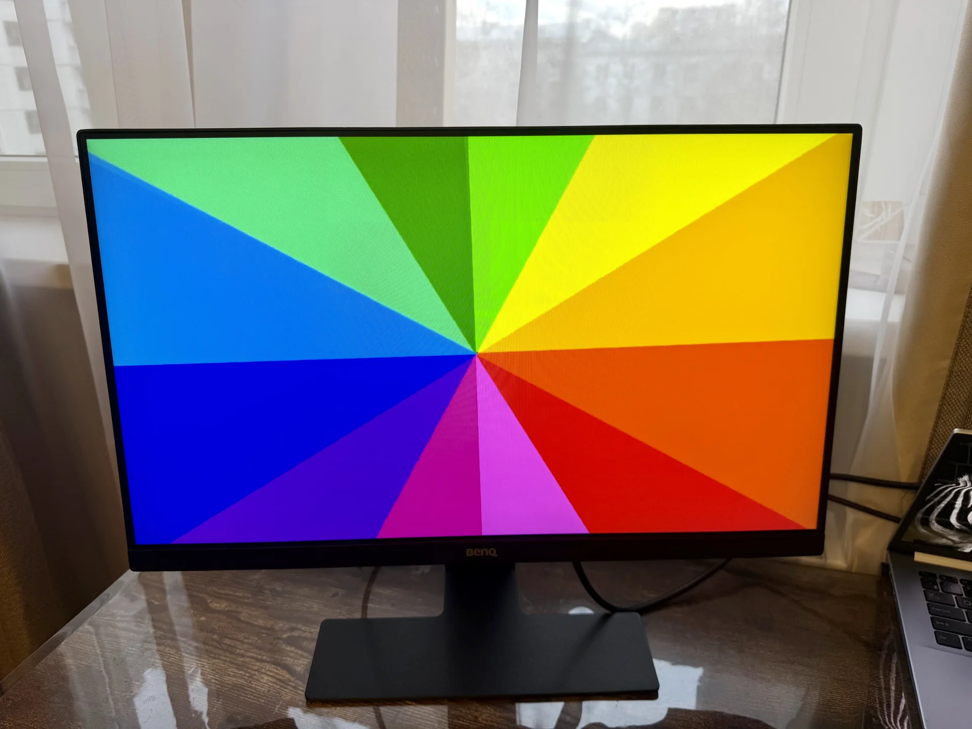 Монитор benq GW2480 1920x1080 77Гц - миниатюра 2