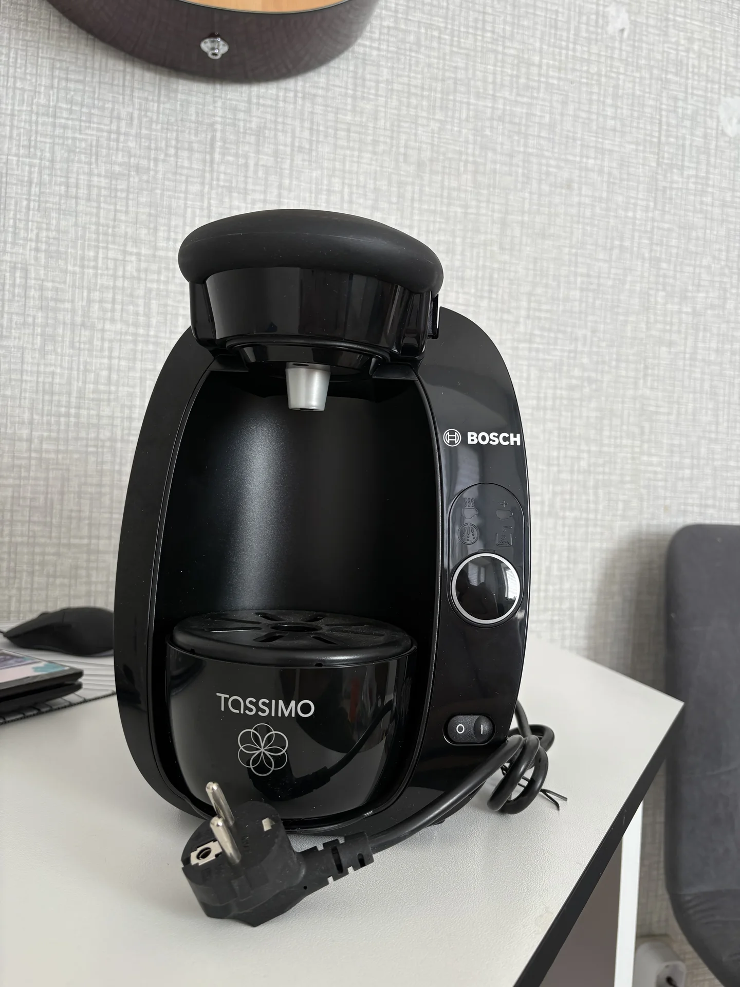 Капсульная кофемашина Bosh Tassimo AMIA - изображение 1