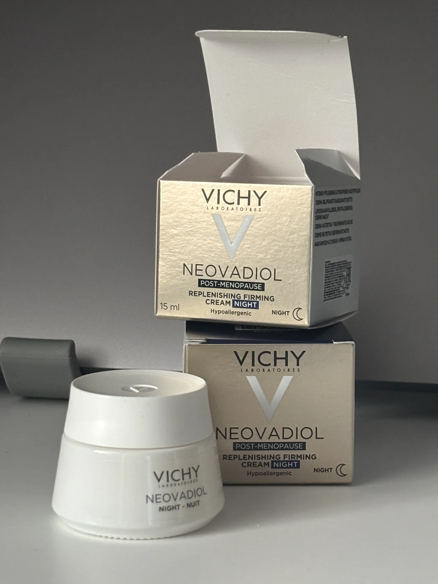Vichy Neovadiol post-menopause ночной крем, 15 мл - изображение 1