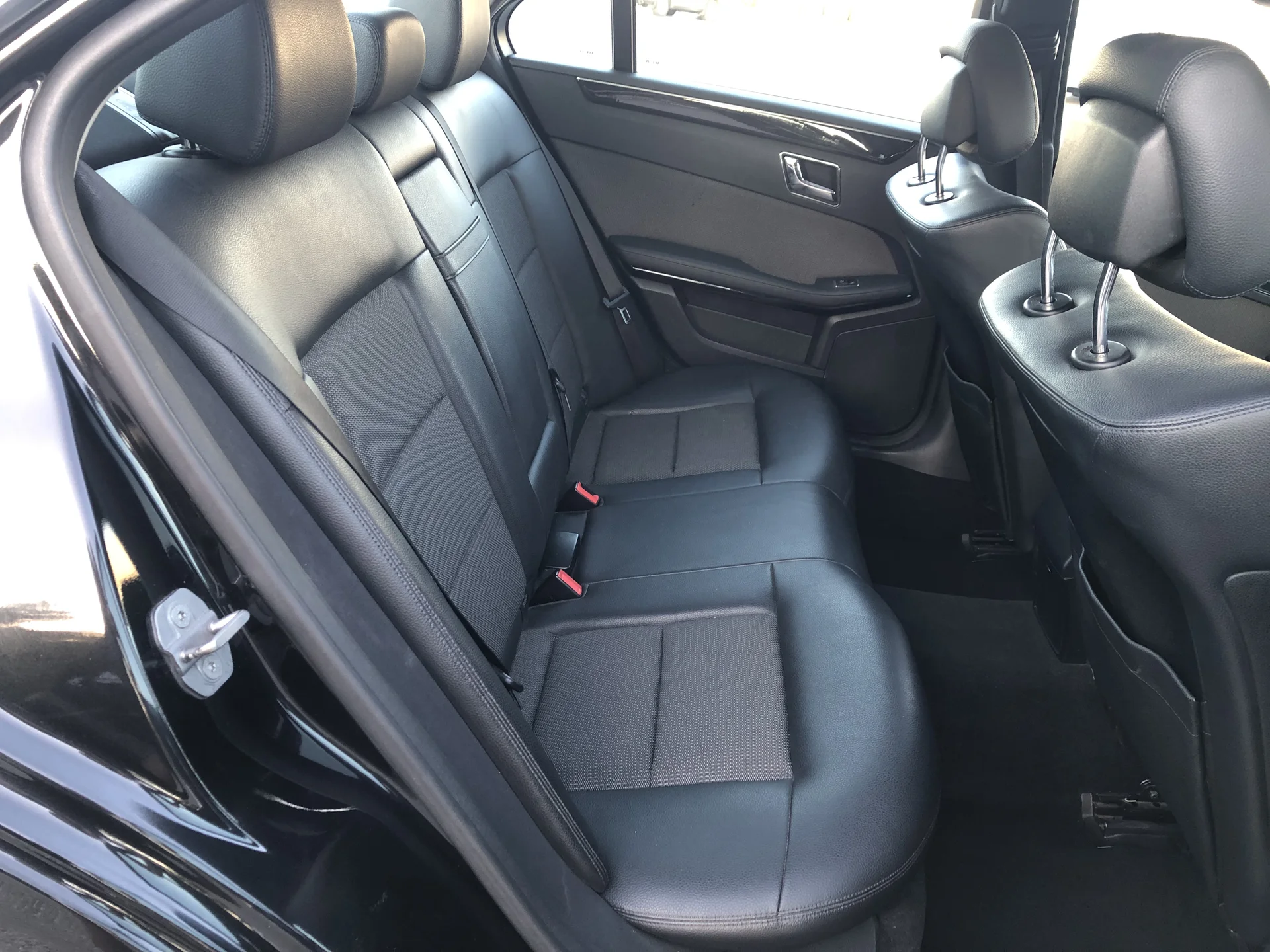 Mercedes-Benz e250 cdi - миниатюра 11