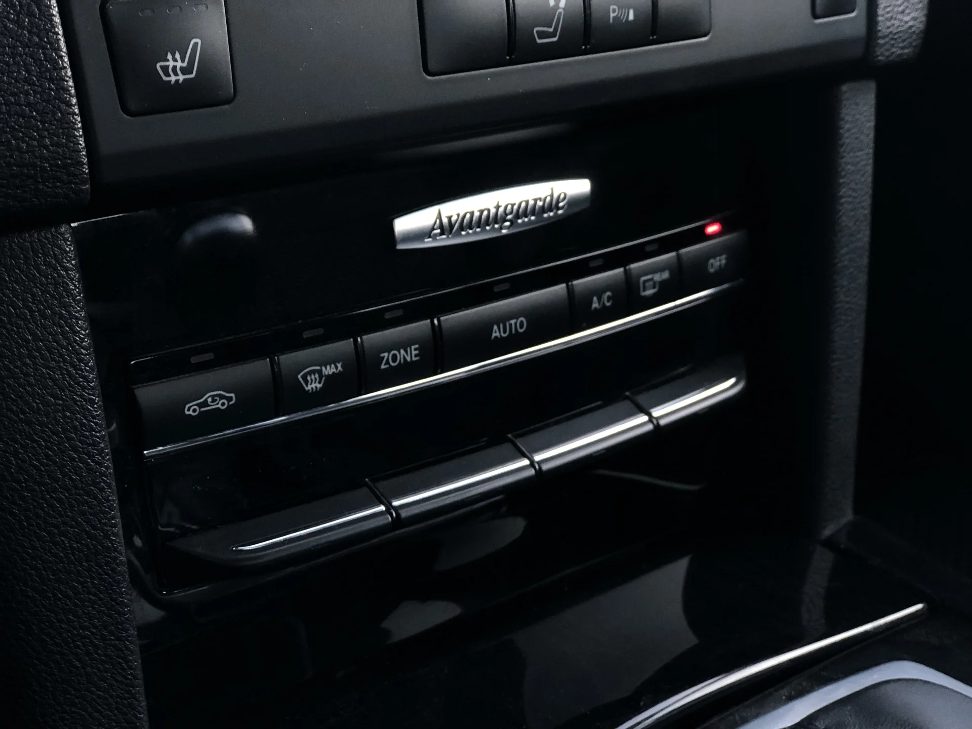 Mercedes-Benz e250 cdi - миниатюра 14