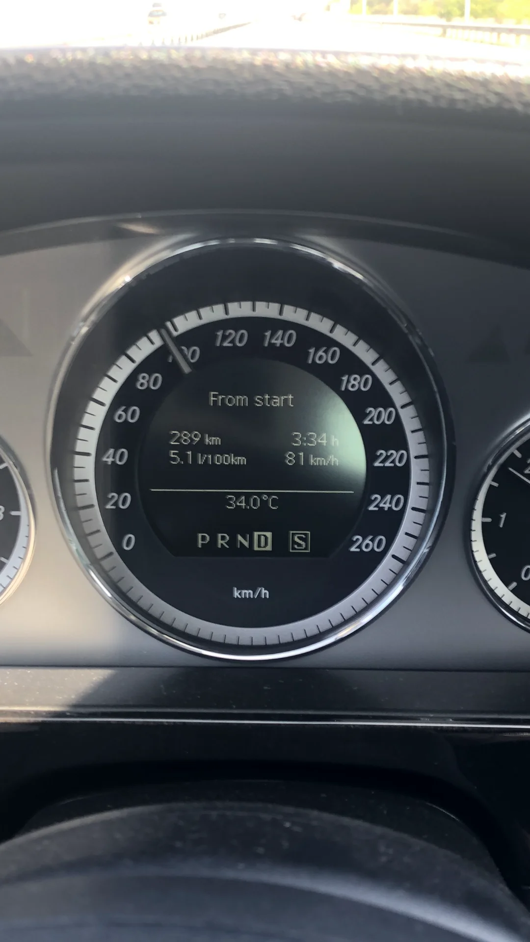 Mercedes-Benz e250 cdi - миниатюра 15