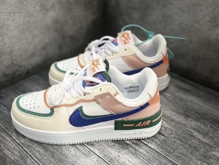 Кроссовки nike - миниатюра 7