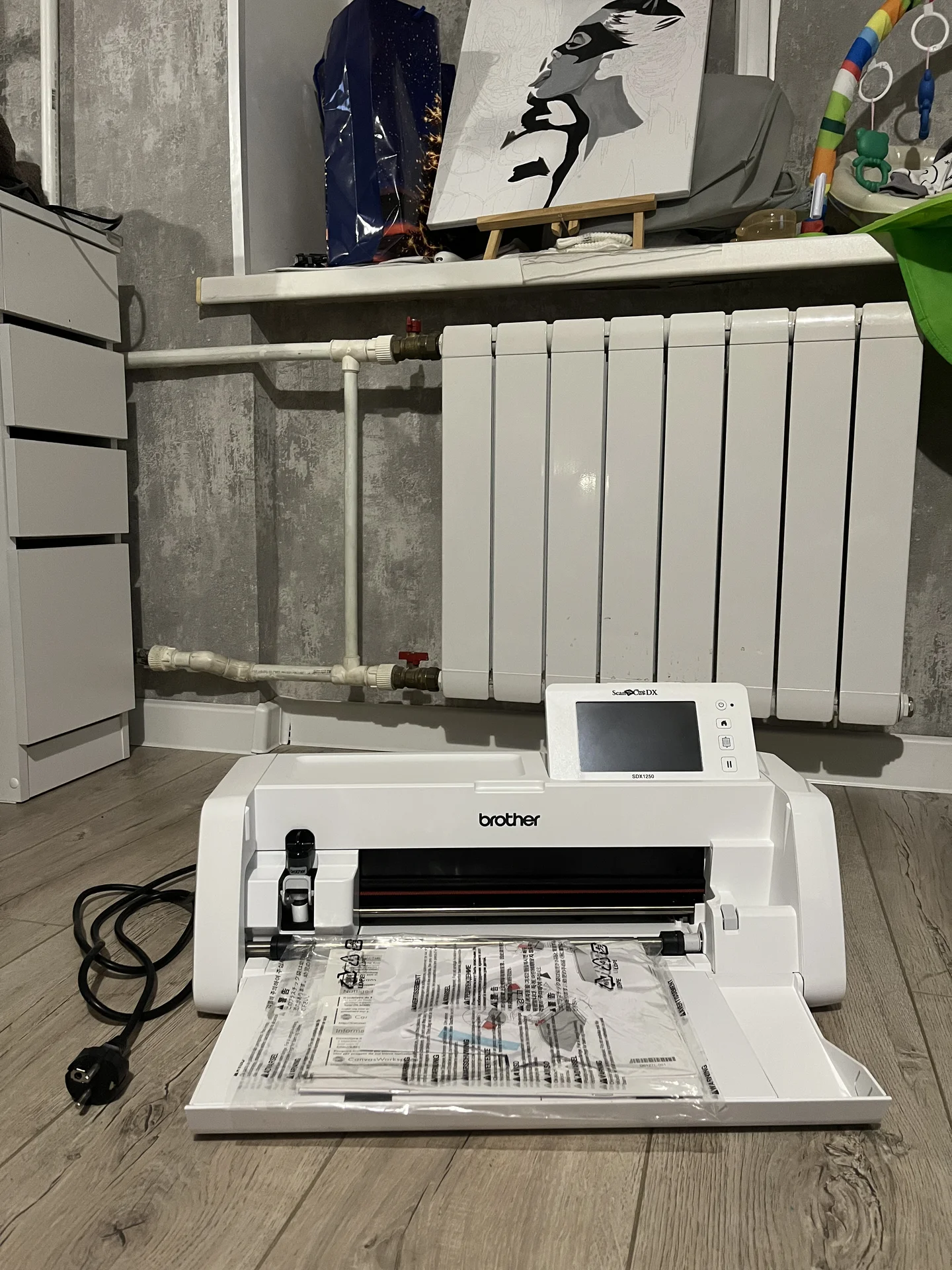Раскройный плоттер Brother DX SDX 1250 ScanNCut - изображение 1