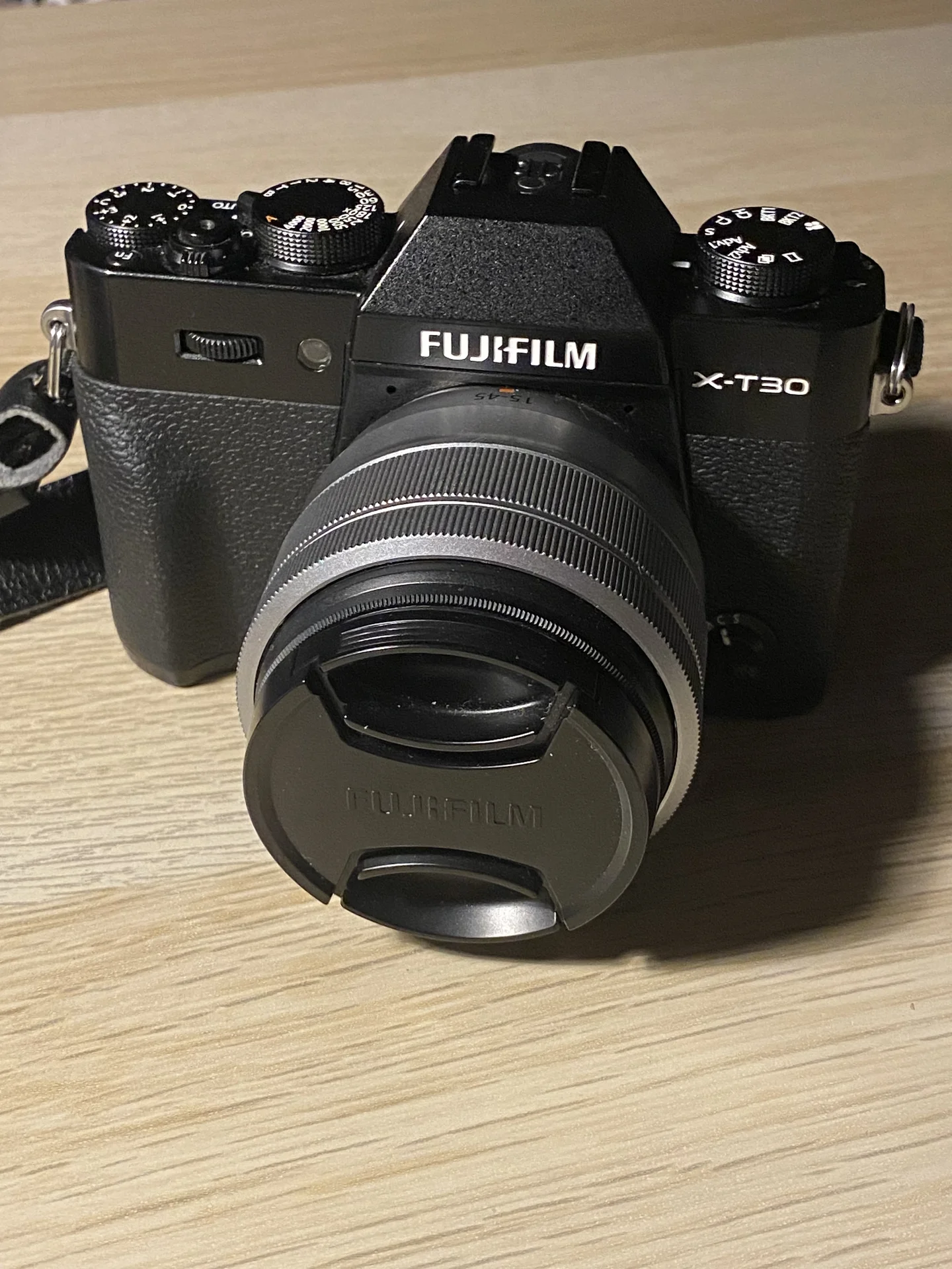 Fujifilm xt30 body / kit 15-45 - изображение 1