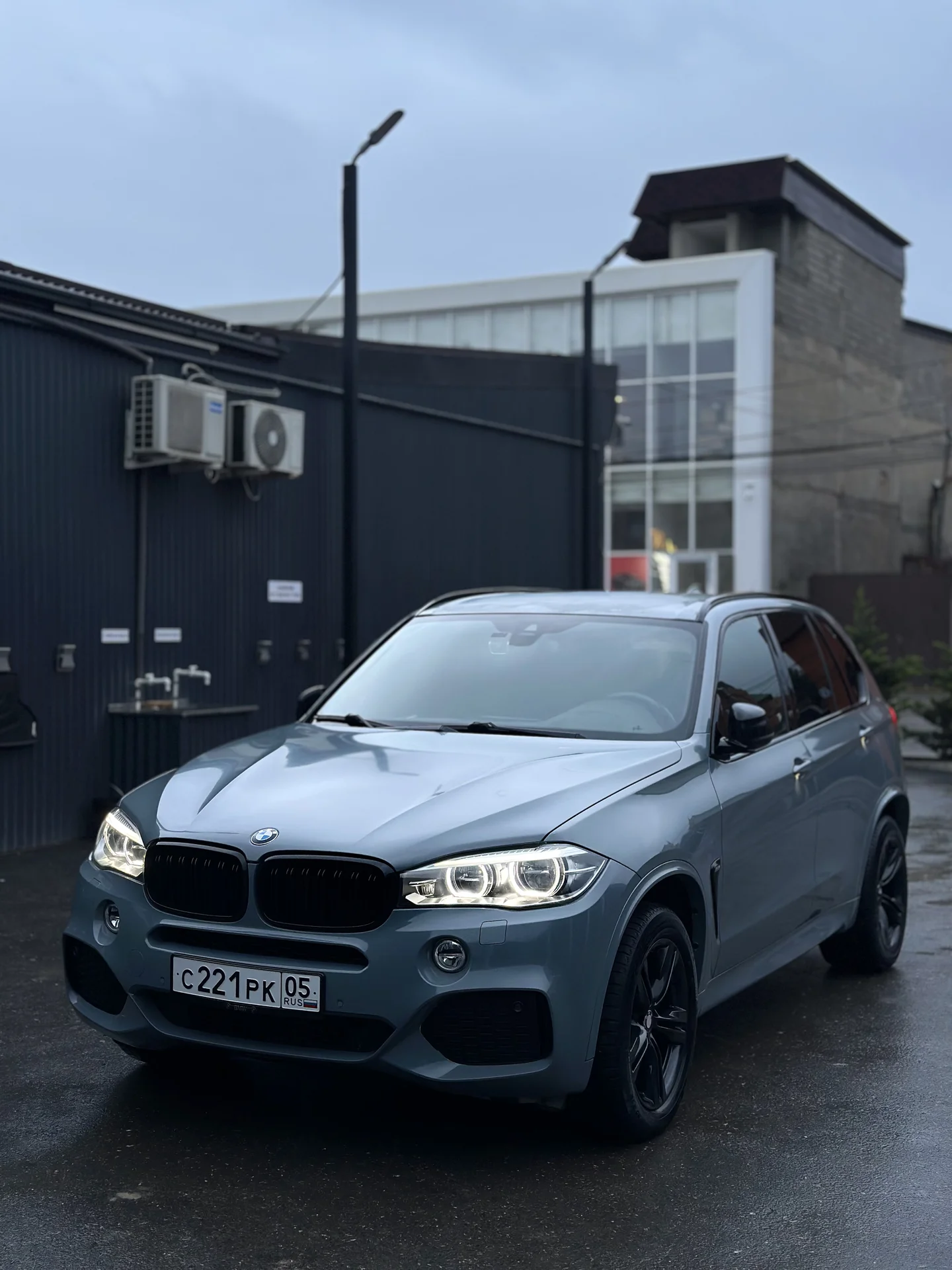 BMW X5 - миниатюра 2