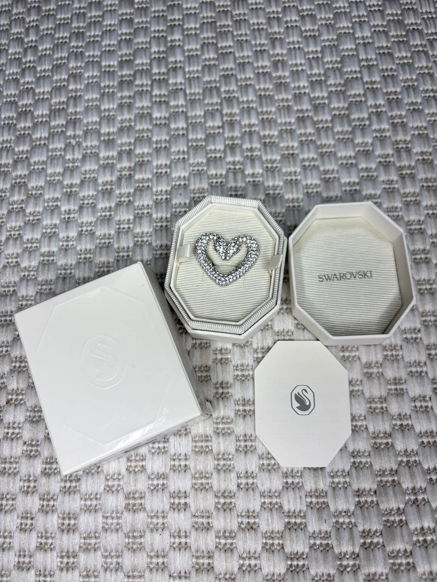 Новое кольцо Swarovski, размер 16(50) - изображение 1