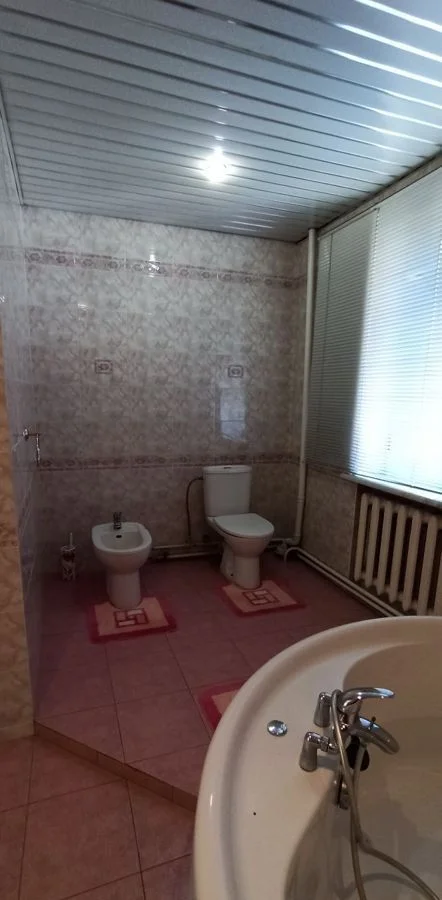 3-х этаж. дом пл.332 кв.м., 7 сот., г. Кропоткин - миниатюра 16