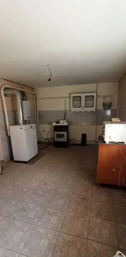 3-х этаж. дом пл.332 кв.м., 7 сот., г. Кропоткин - миниатюра 25