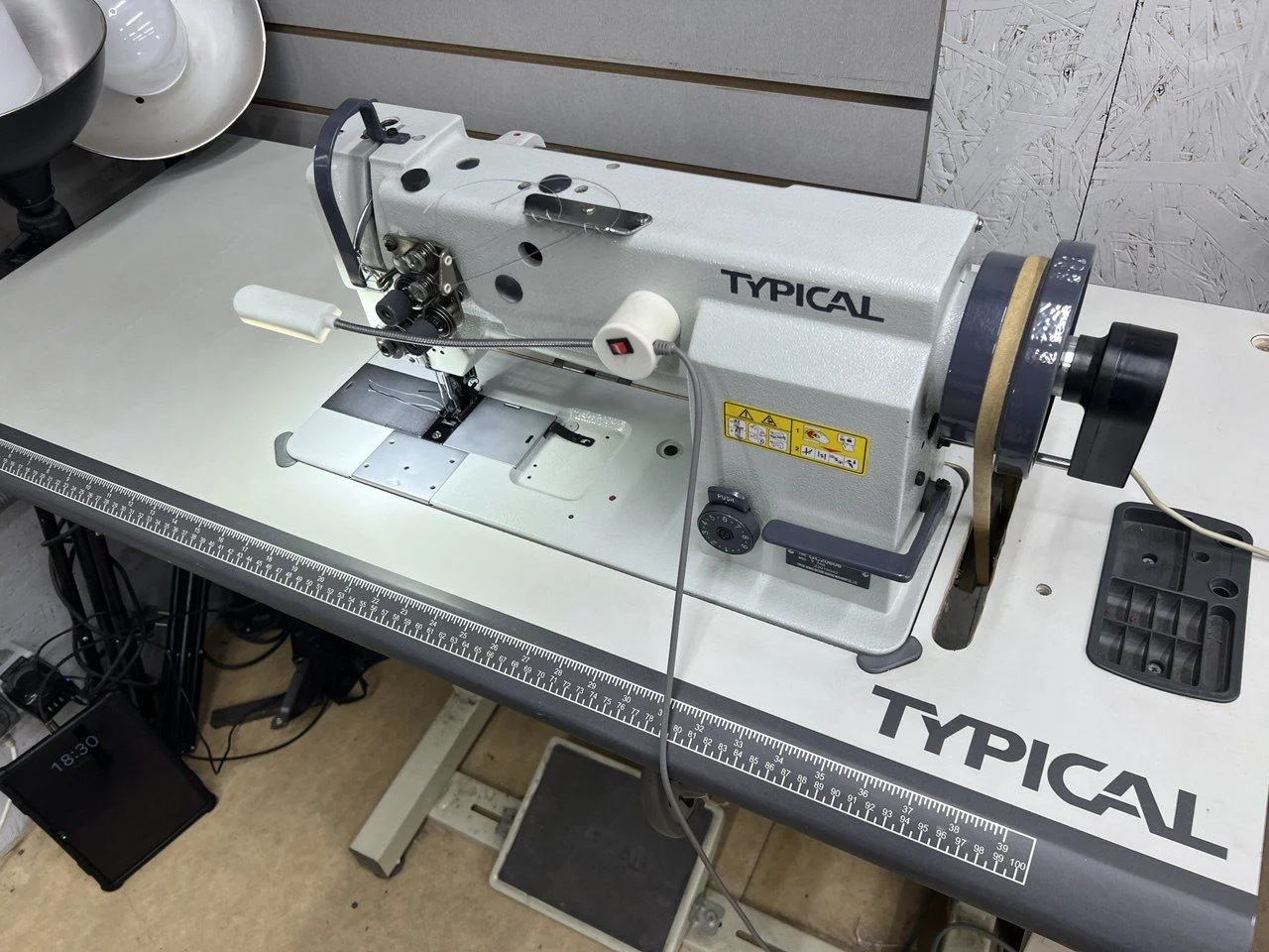 Промышленная швейная машина Typical GC20606 - миниатюра 2