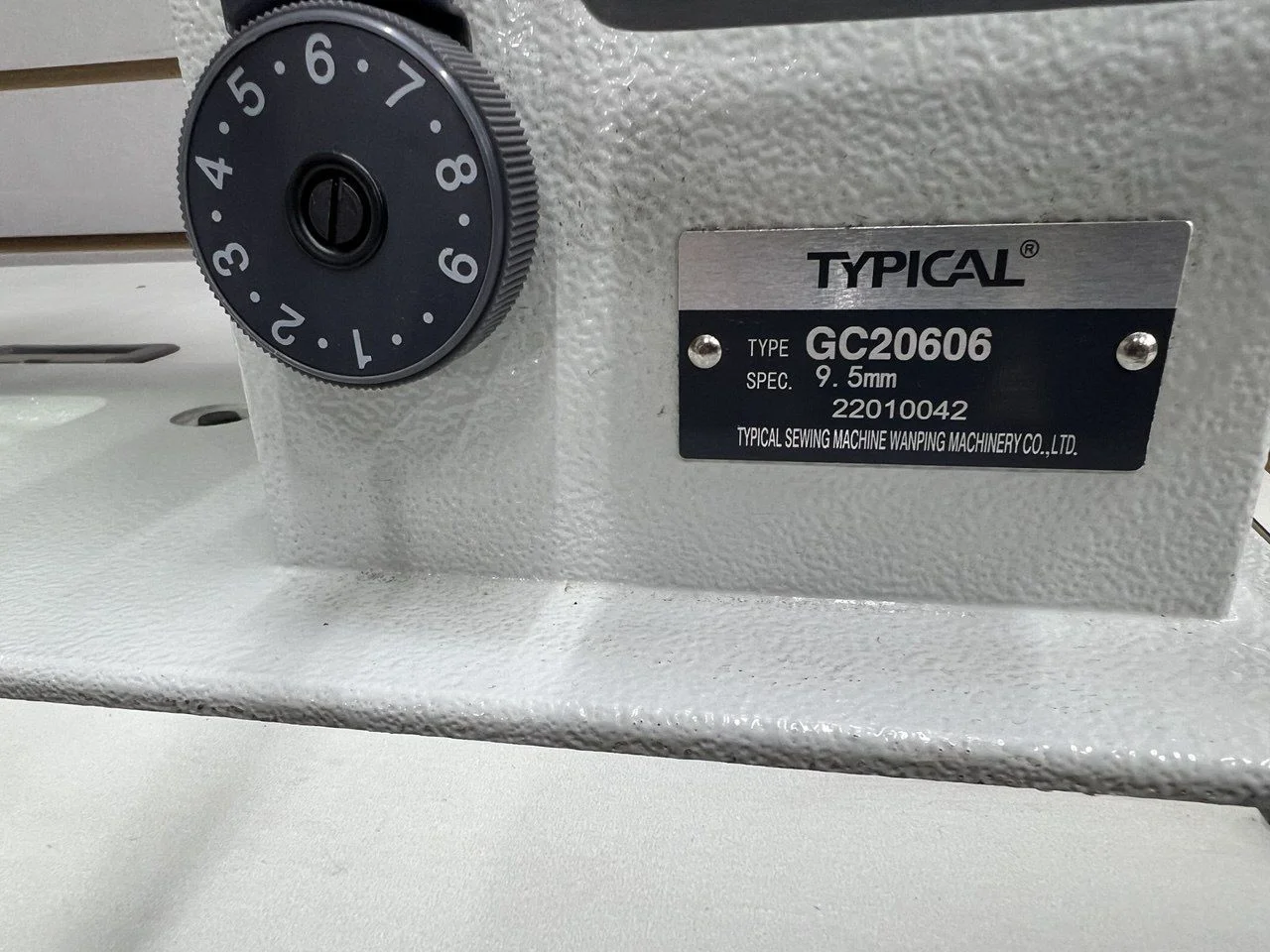 Промышленная швейная машина Typical GC20606 - миниатюра 6