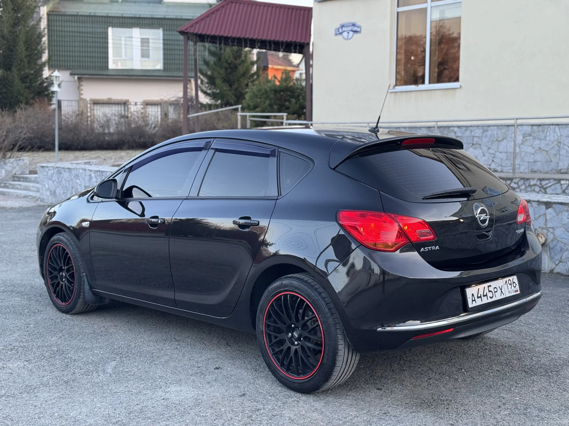Opel Astra - миниатюра 13