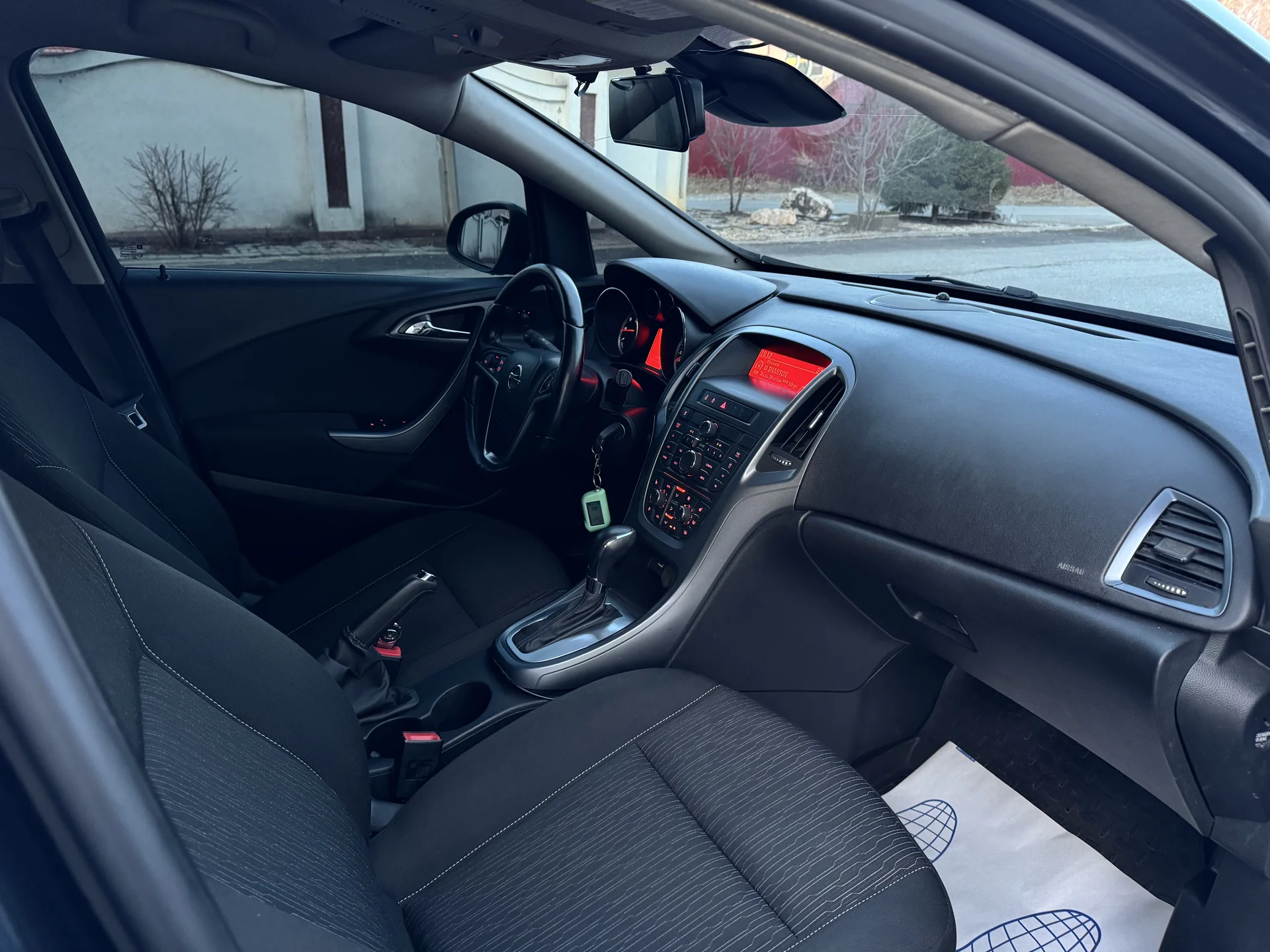 Opel Astra - миниатюра 21