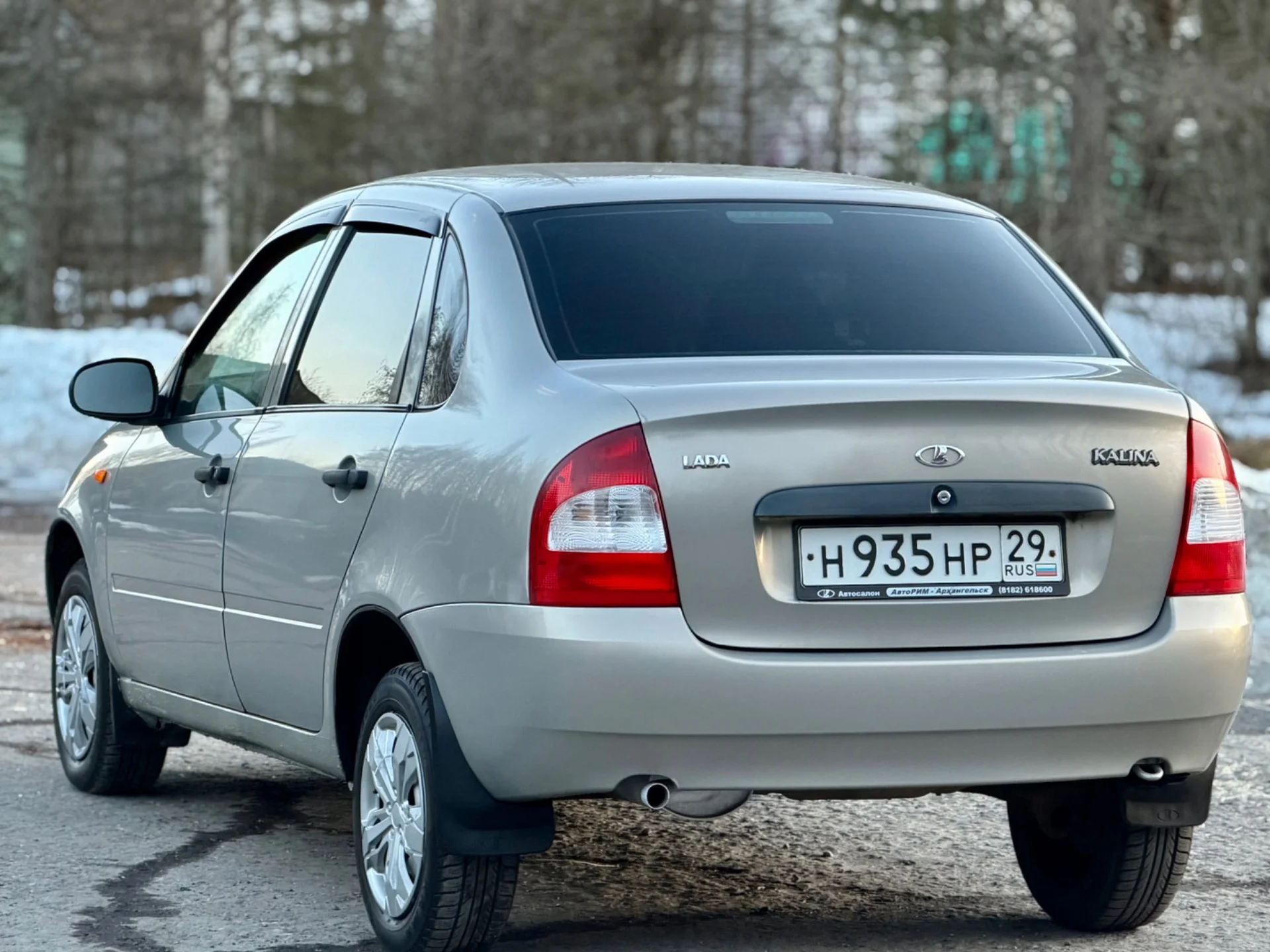 LADA Kalina 2009 год - миниатюра 3