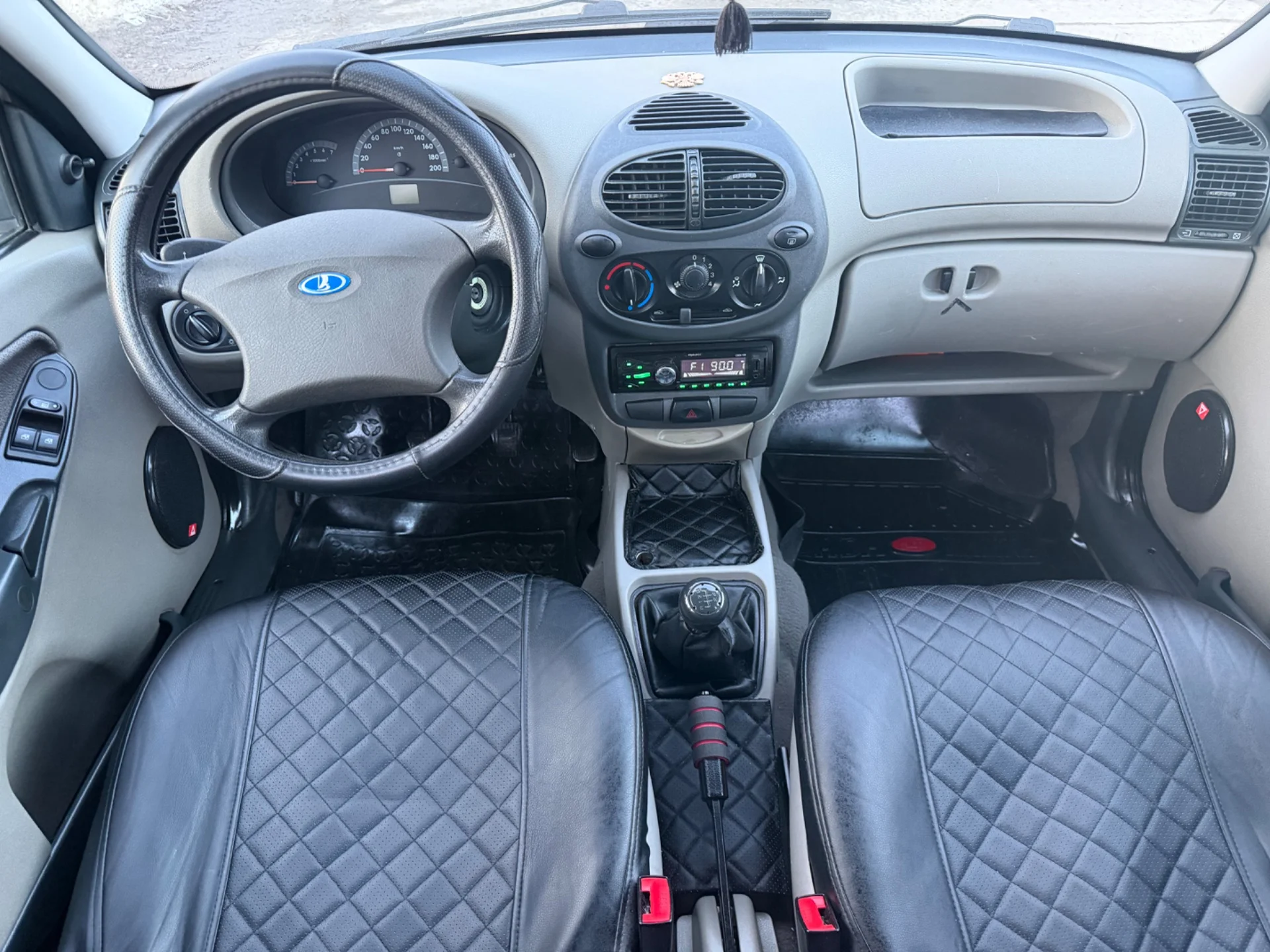 LADA Kalina 2009 год - миниатюра 8