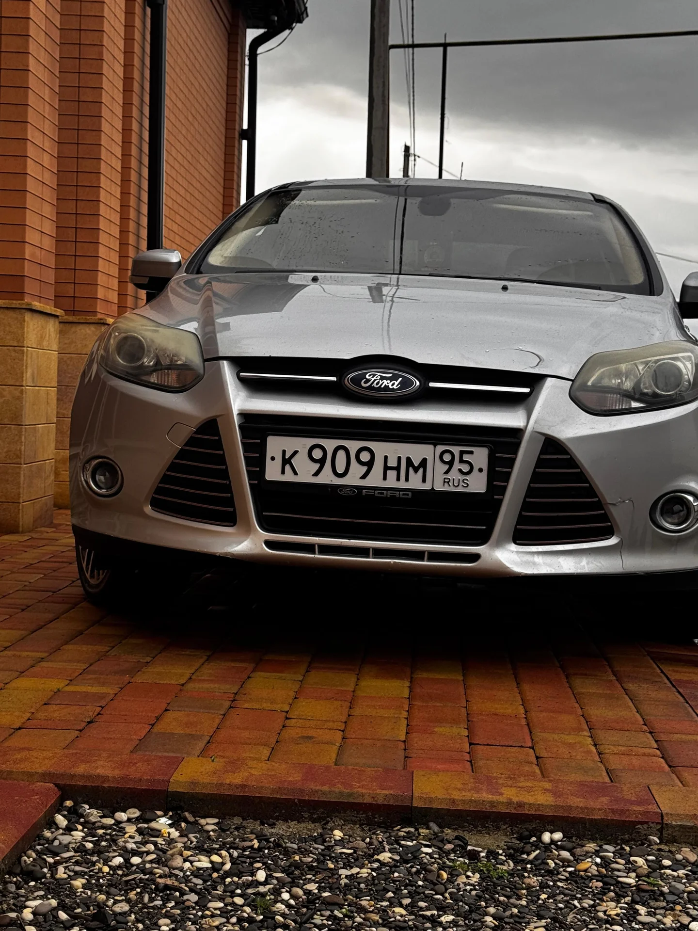 Ford Focus 1.6 МТ, 2012 357.000 Км - изображение 1