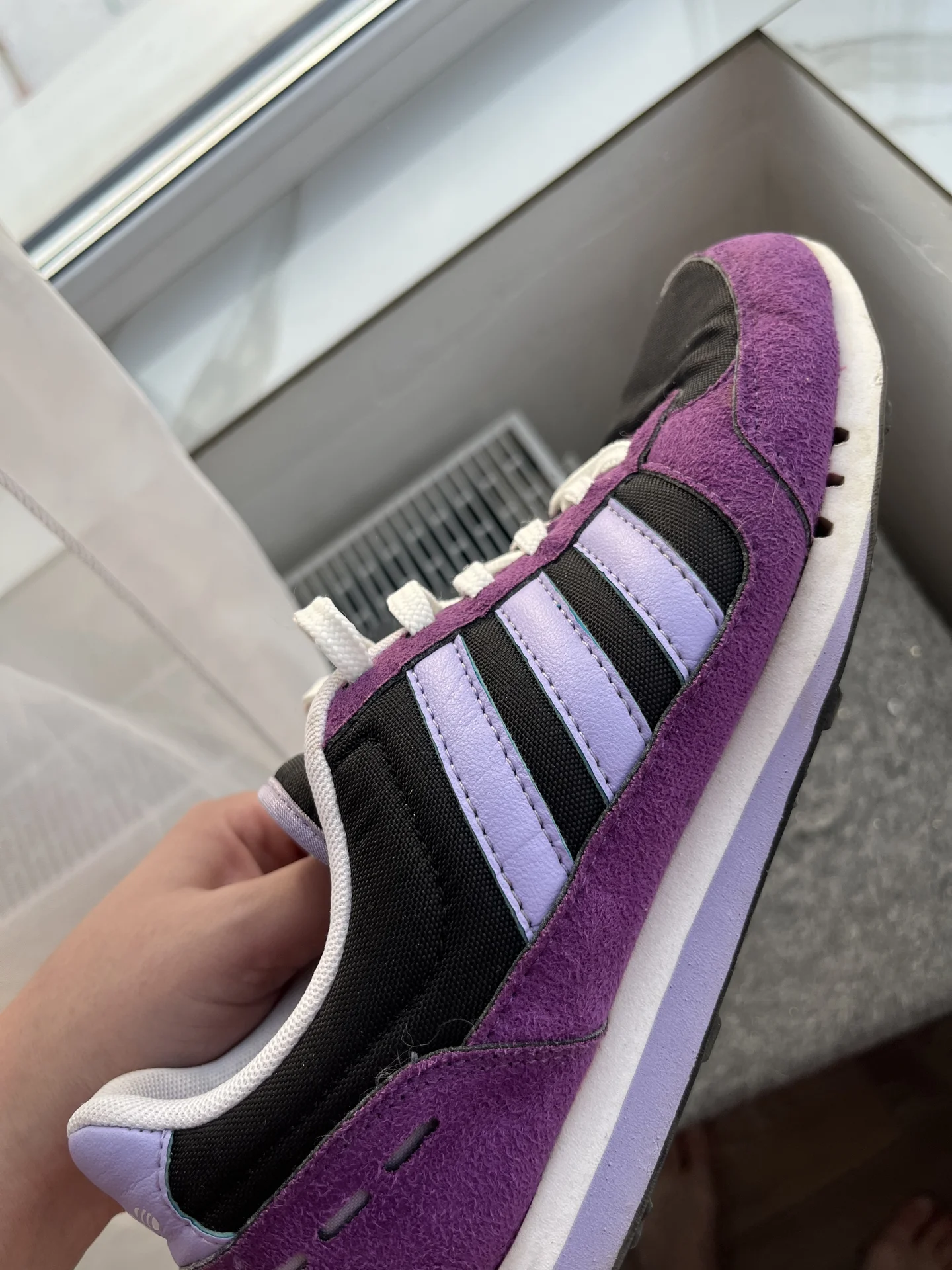 Кроссовки adidas 37 - миниатюра 2