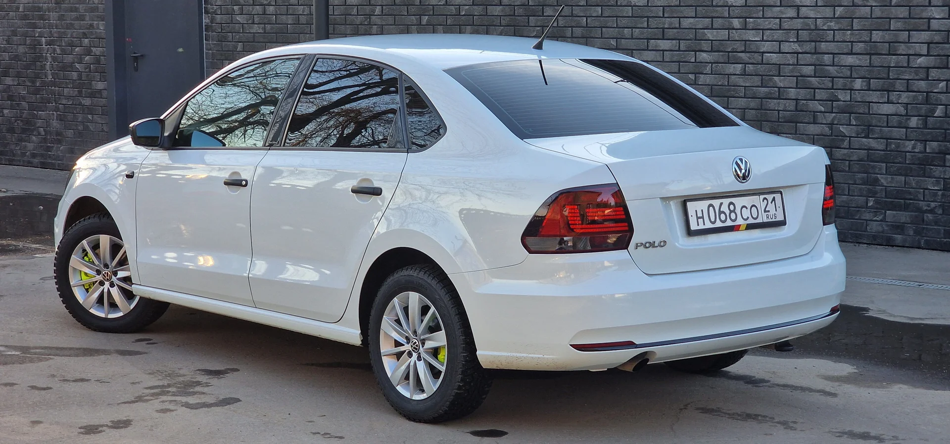Продаю Volkswagen Polo 2016 - изображение 1