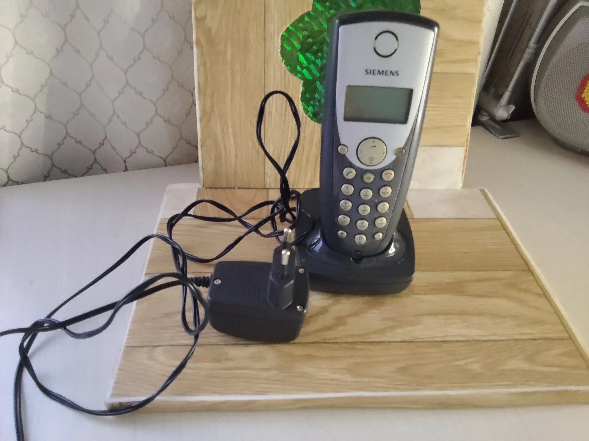 Продаю DECT - телефон Siemens Gigaset C34 - миниатюра 2