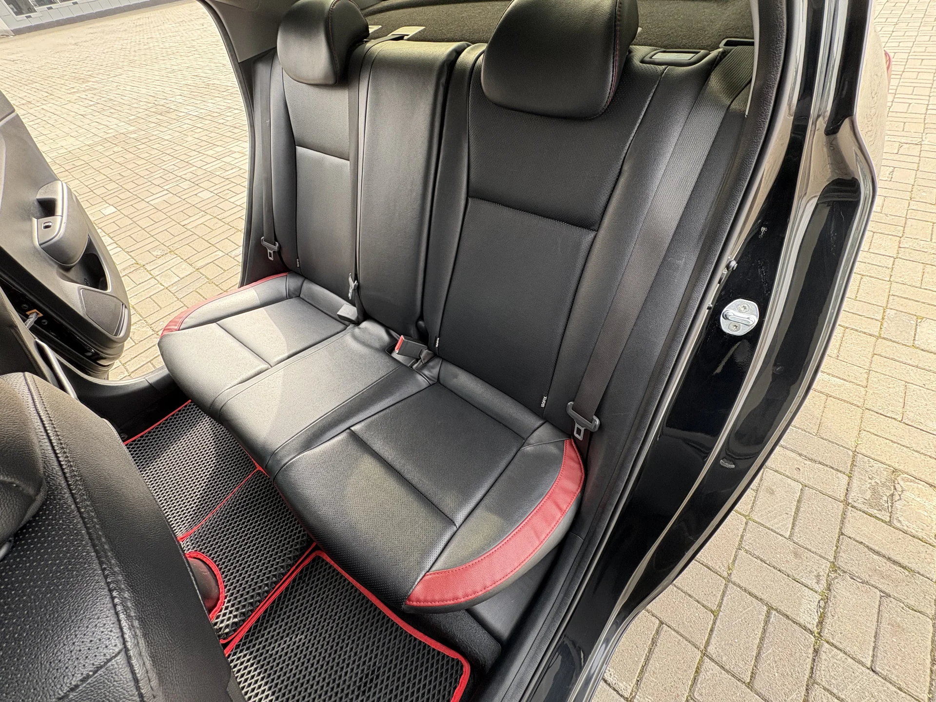Kia Rio - миниатюра 18