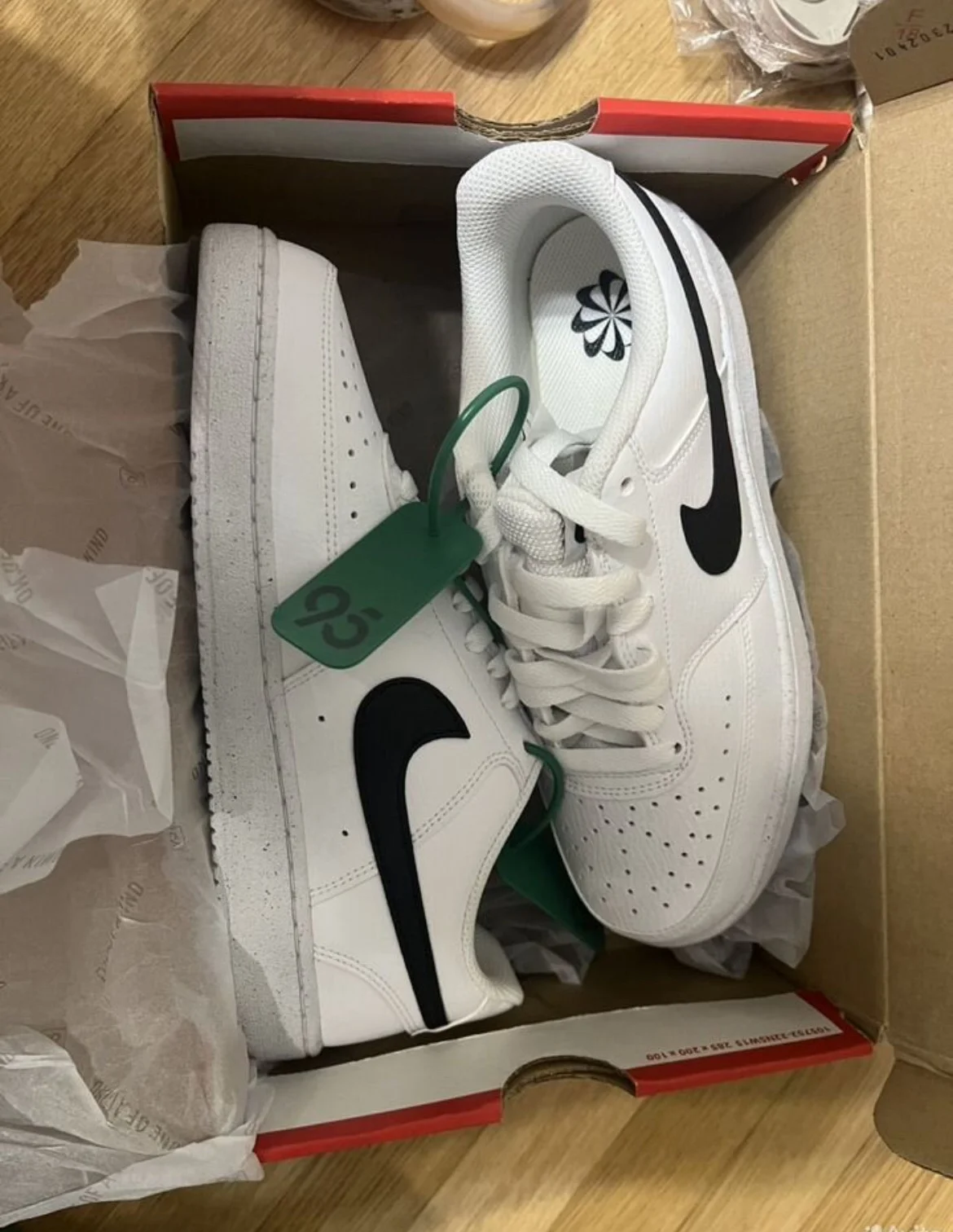 Кроссовки кеды nike court vision 1 белые кожаные - миниатюра 2