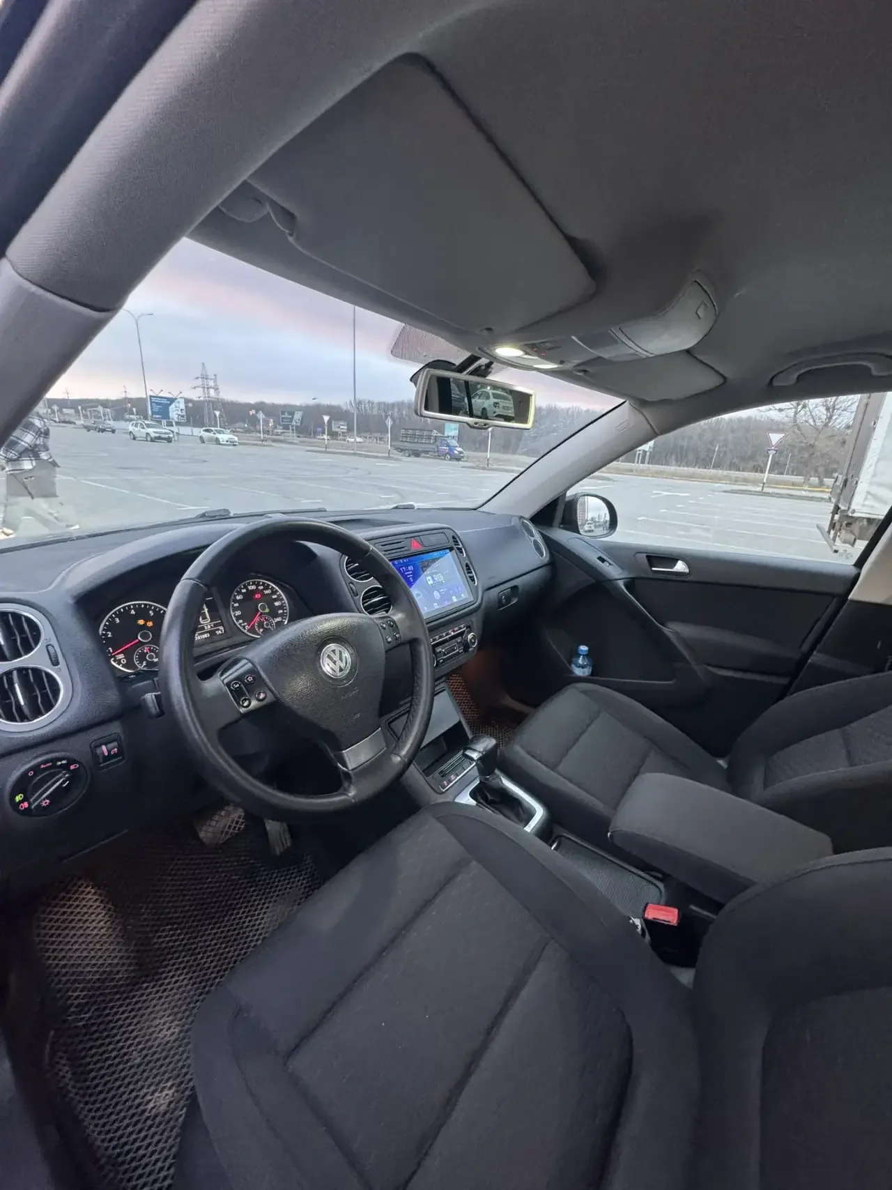 Volkswagen Tiguan - миниатюра 11