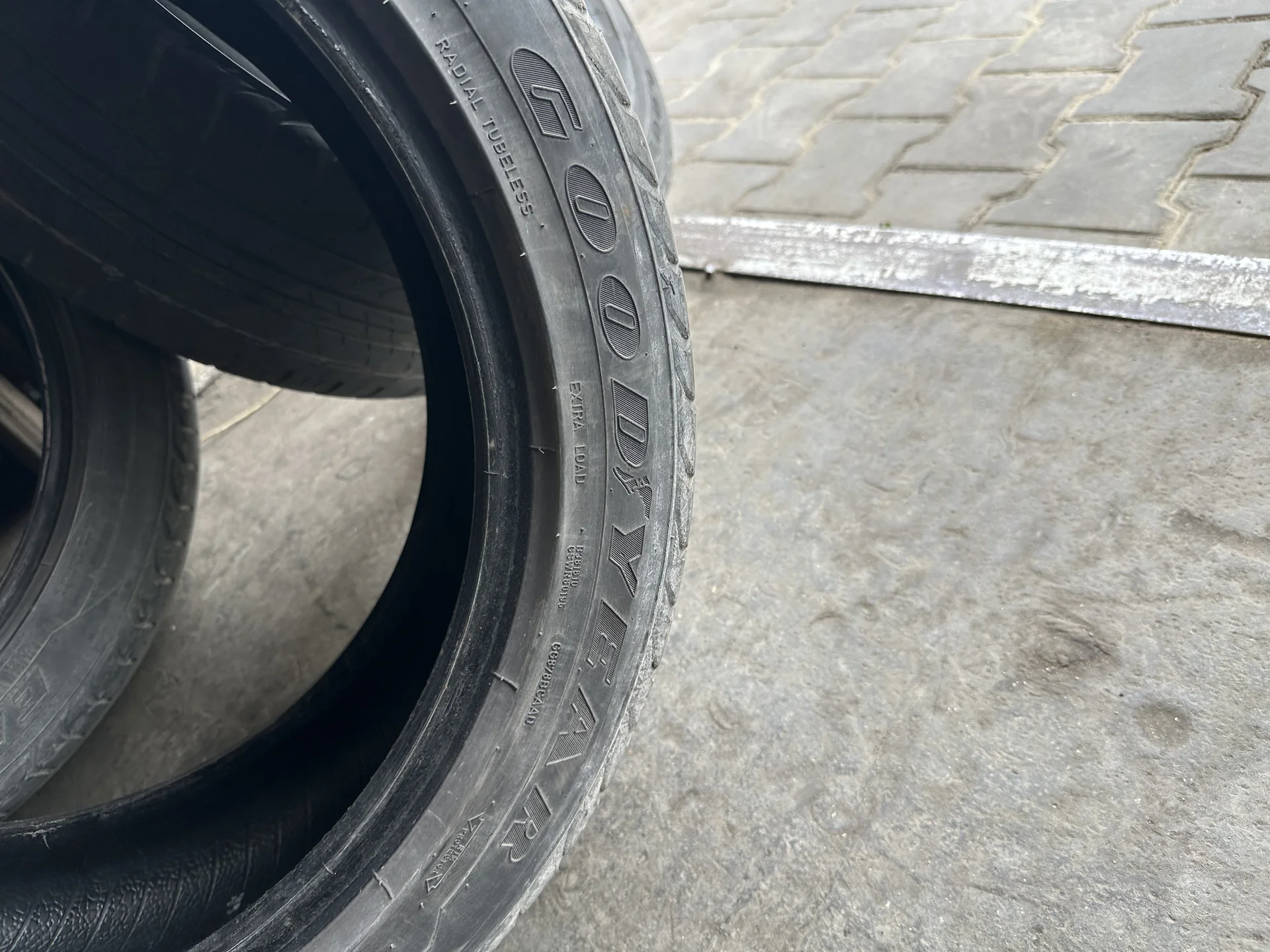 Шины Goodyear eagle sport 235/45 R18 98Y - миниатюра 3