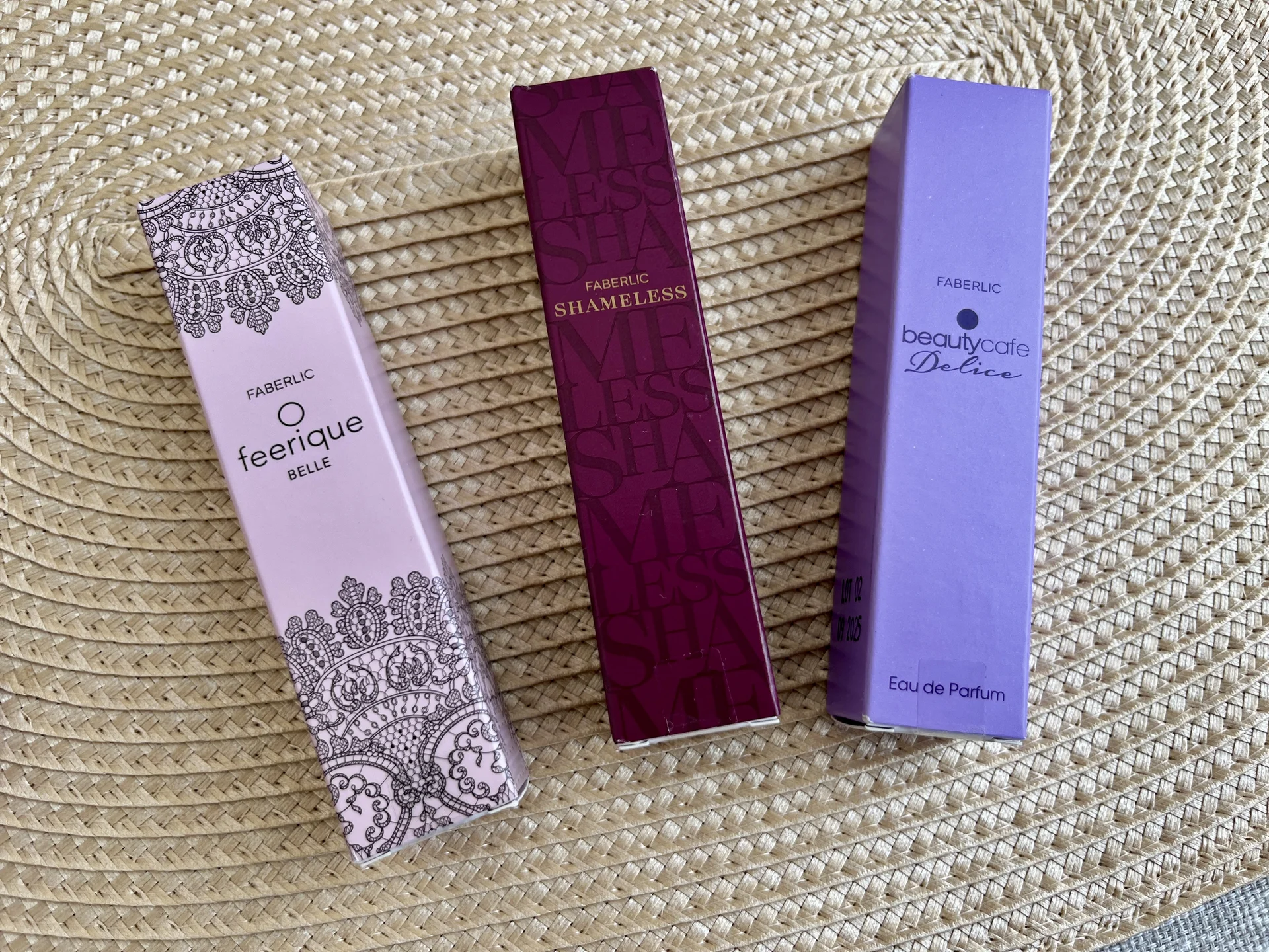 Парфюм для сумочки Фаберлик - миниатюра 3