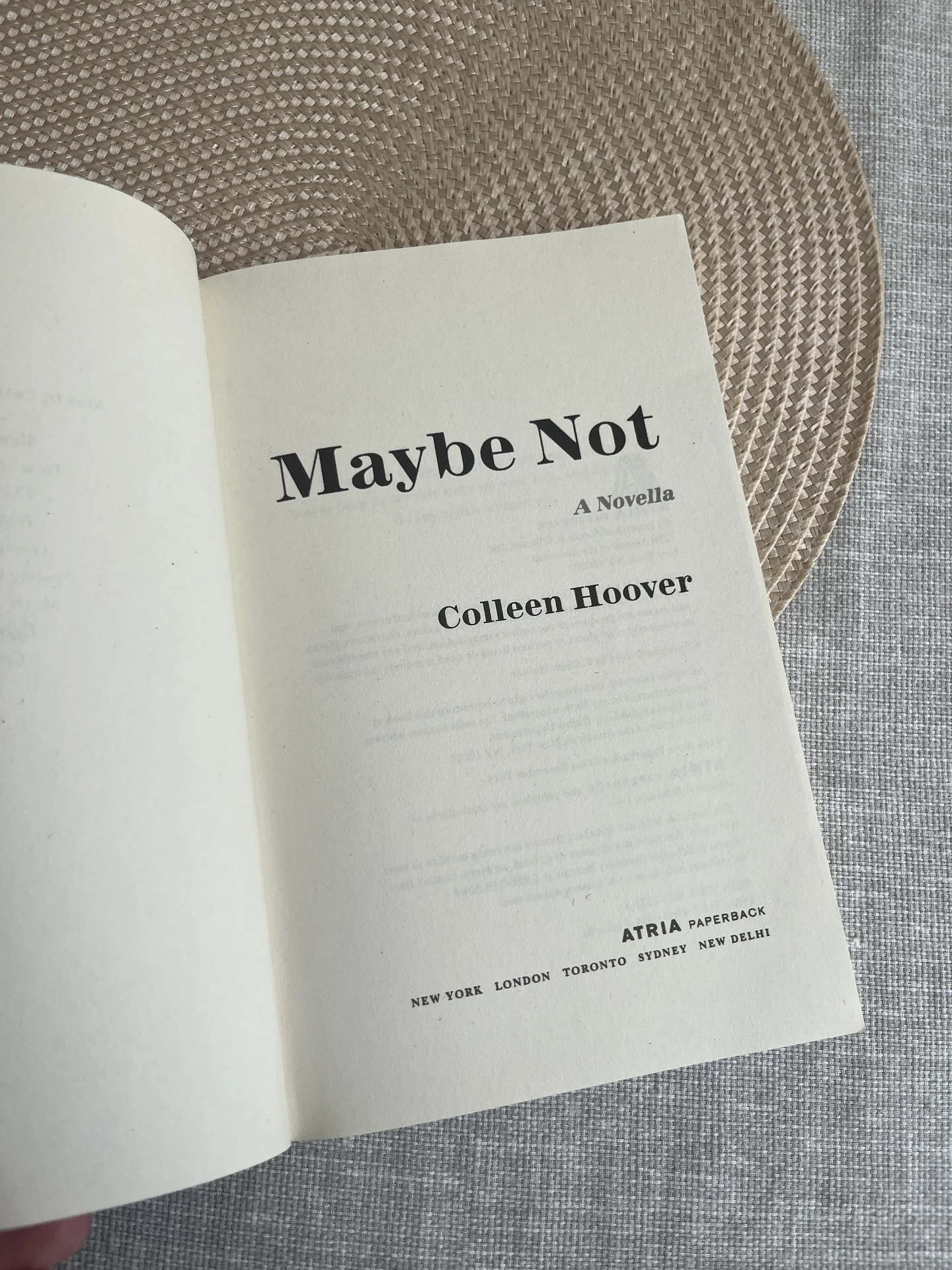 Maybe Not Colleen Hoover Книга на английском - миниатюра 6
