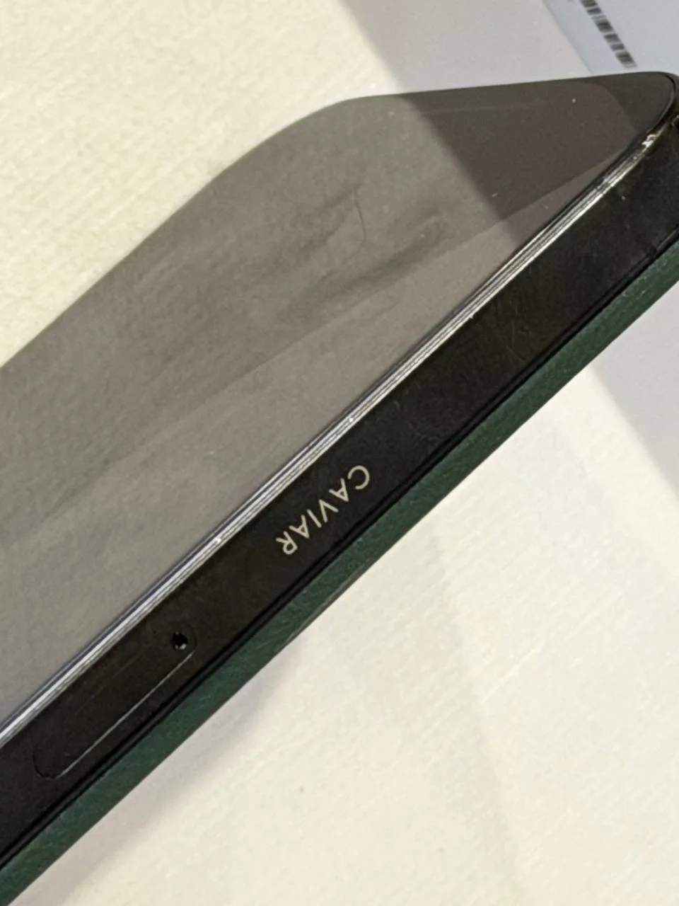 iPhone 16 Pro Max 1TB Caviar - миниатюра 4