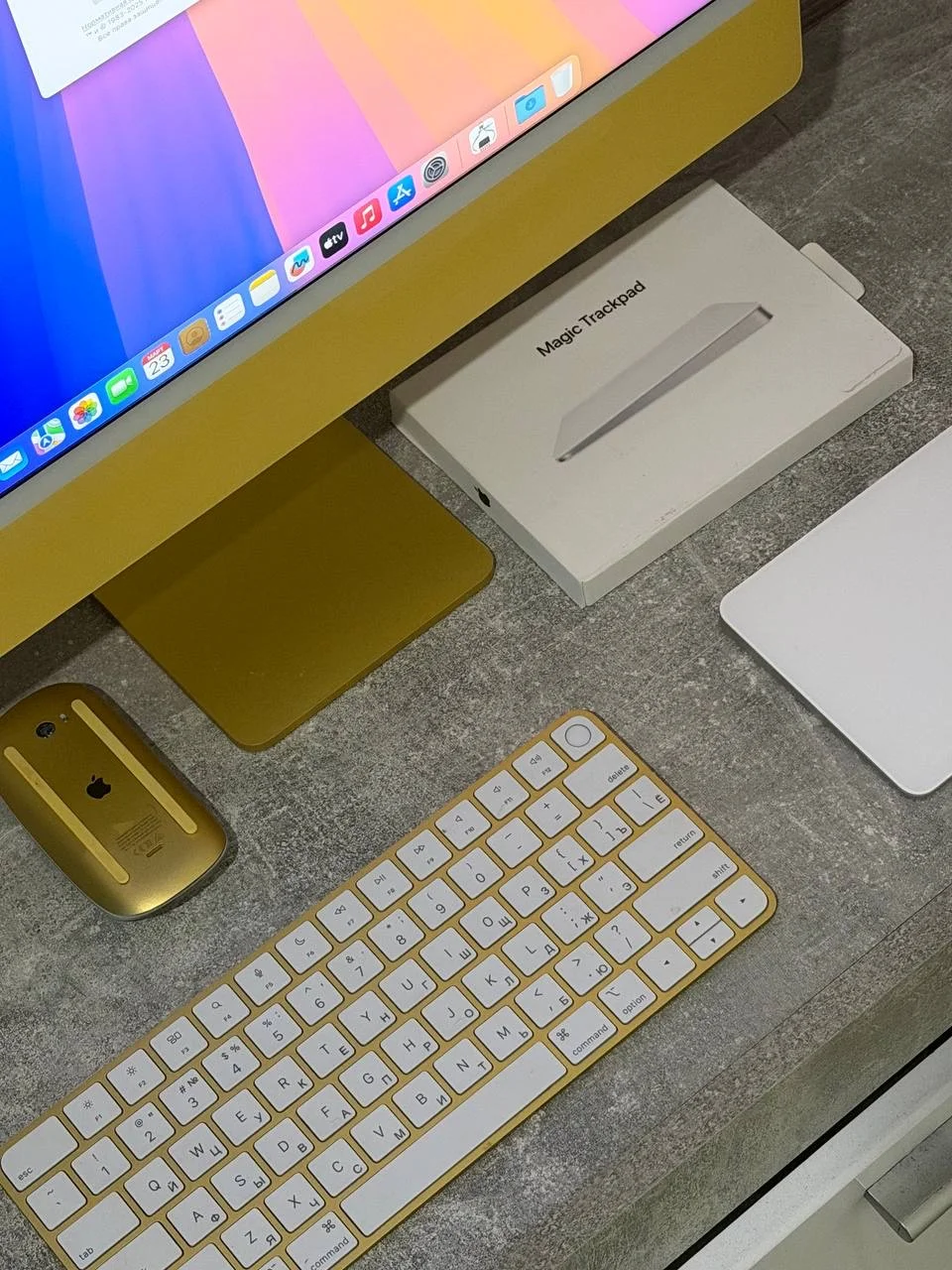 iMac 24 M1 8/512GB + TrackPad - миниатюра 2