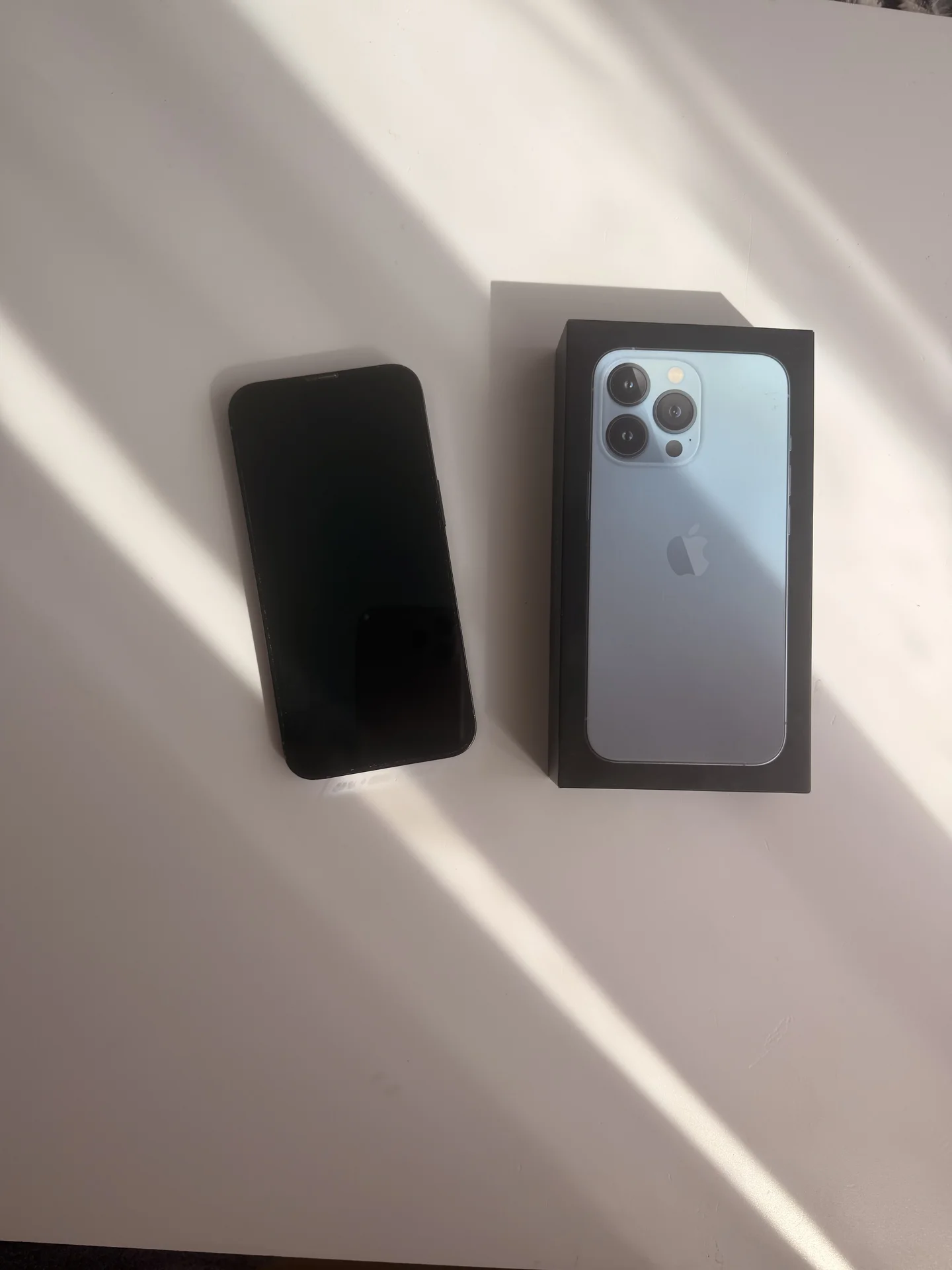 iPhone 13 Pro - изображение 1