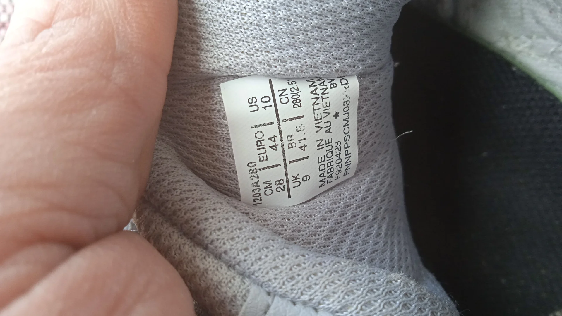 Кроссовки Asics - миниатюра 2