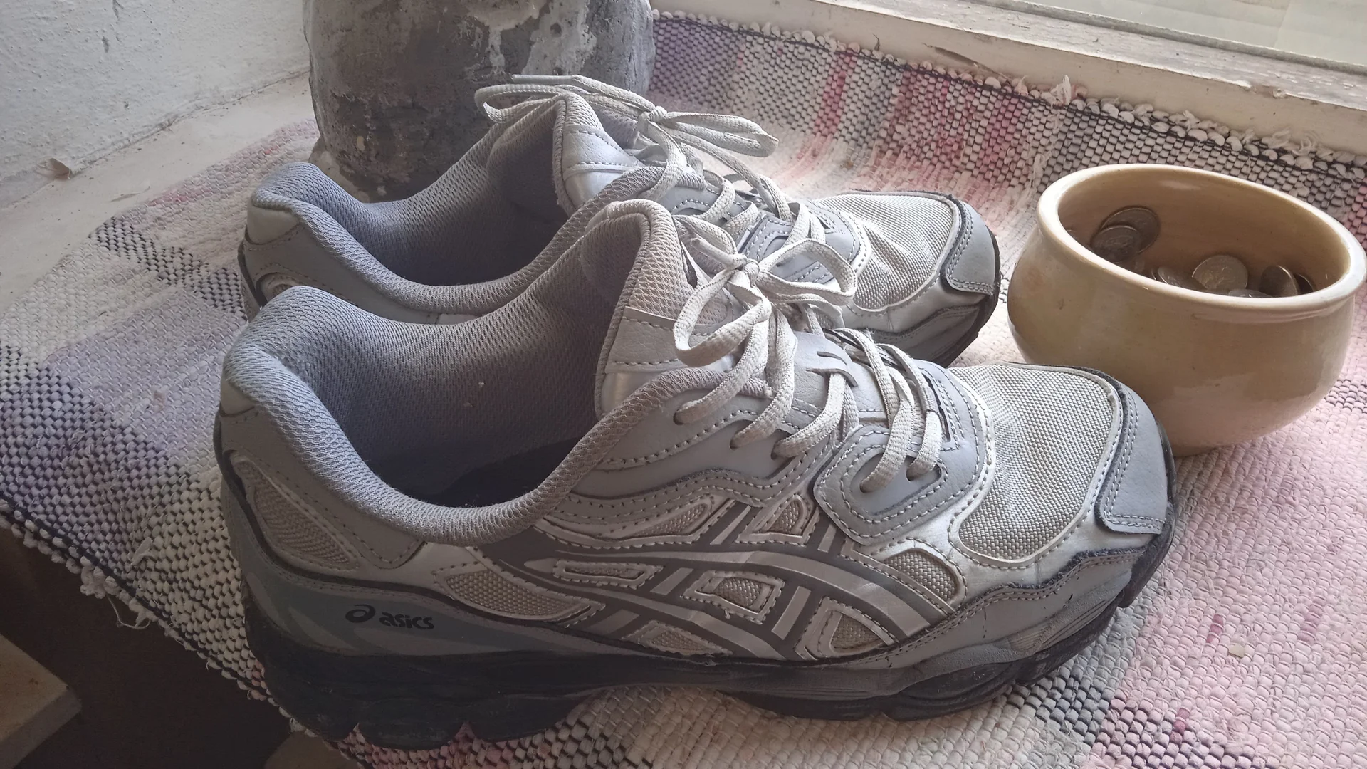Кроссовки Asics - миниатюра 3
