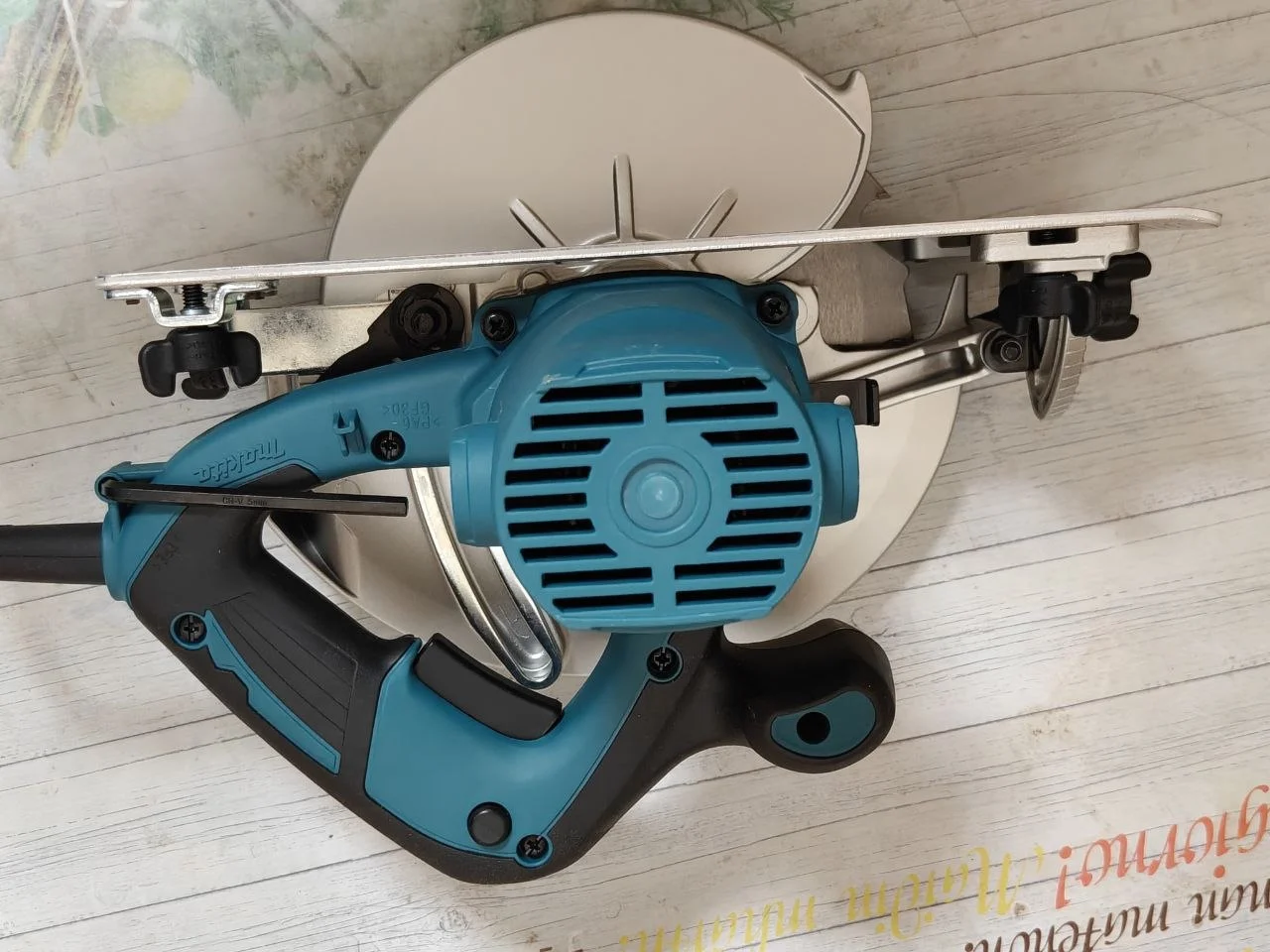 Циркулярная пила Makita 7601 - миниатюра 4