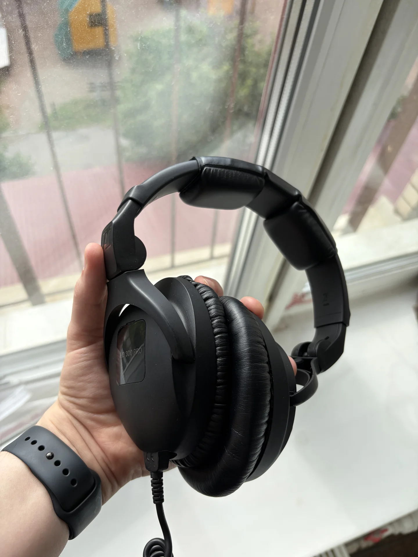 Наушники Sennheiser HD300 Pro - миниатюра 3