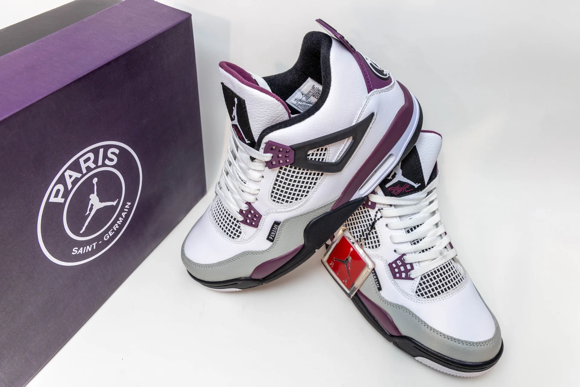 Air Jordan 4 Retro PSG - миниатюра 2