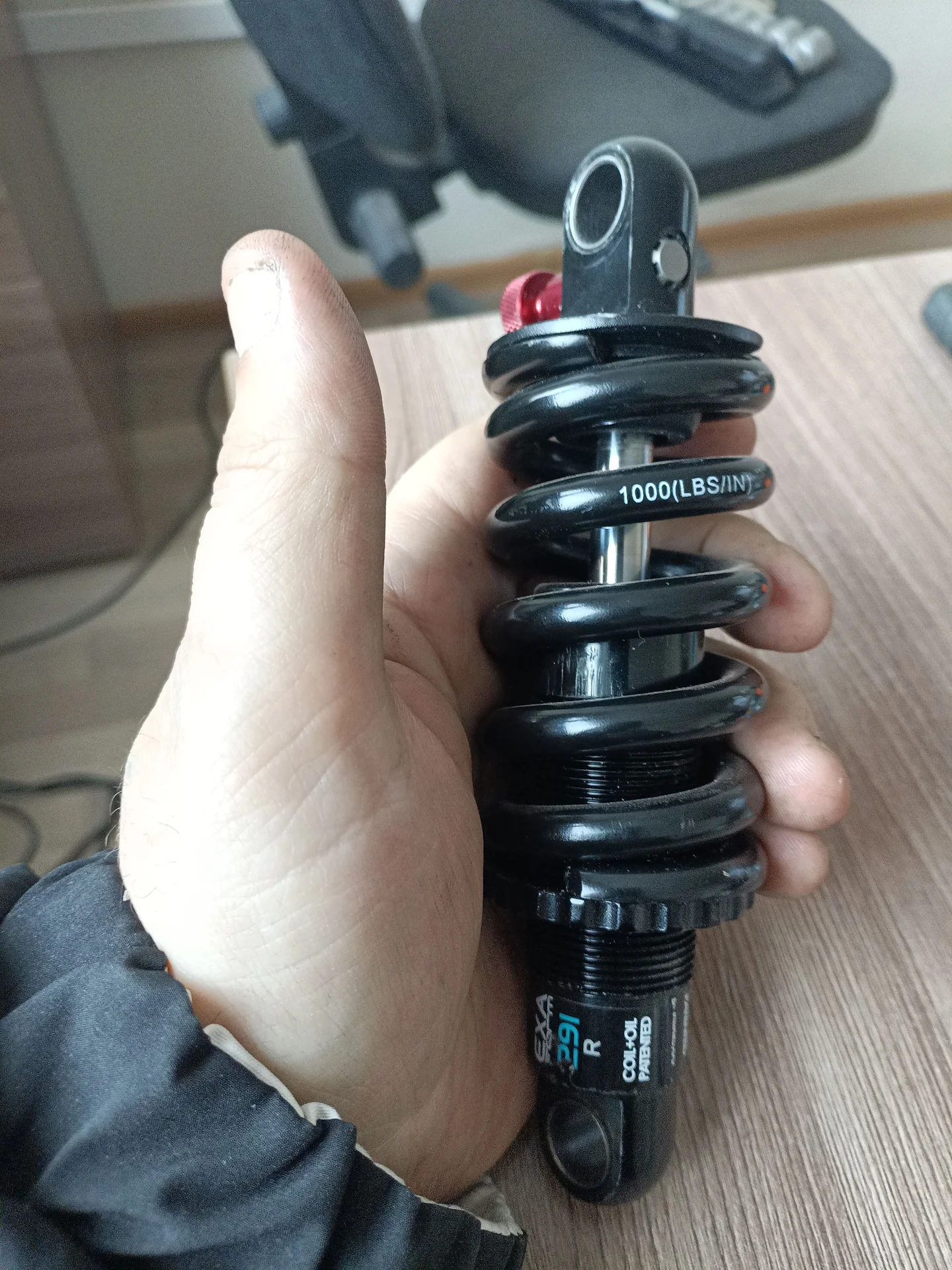 Амортизатор EXA 291R 150mm 1000 LBS - изображение 1