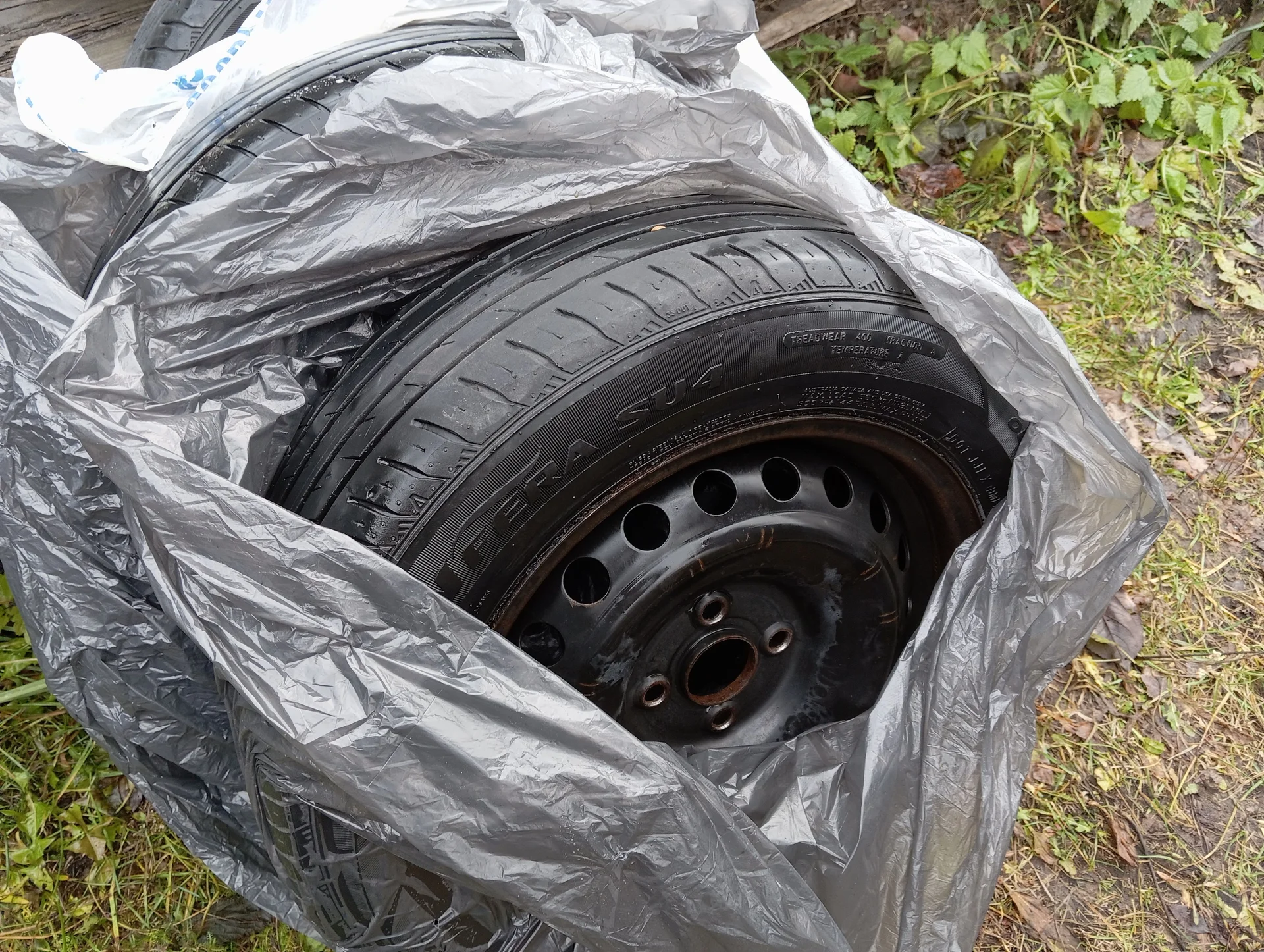 Nexen N'Fera SU4 185/65 r15 - миниатюра 2