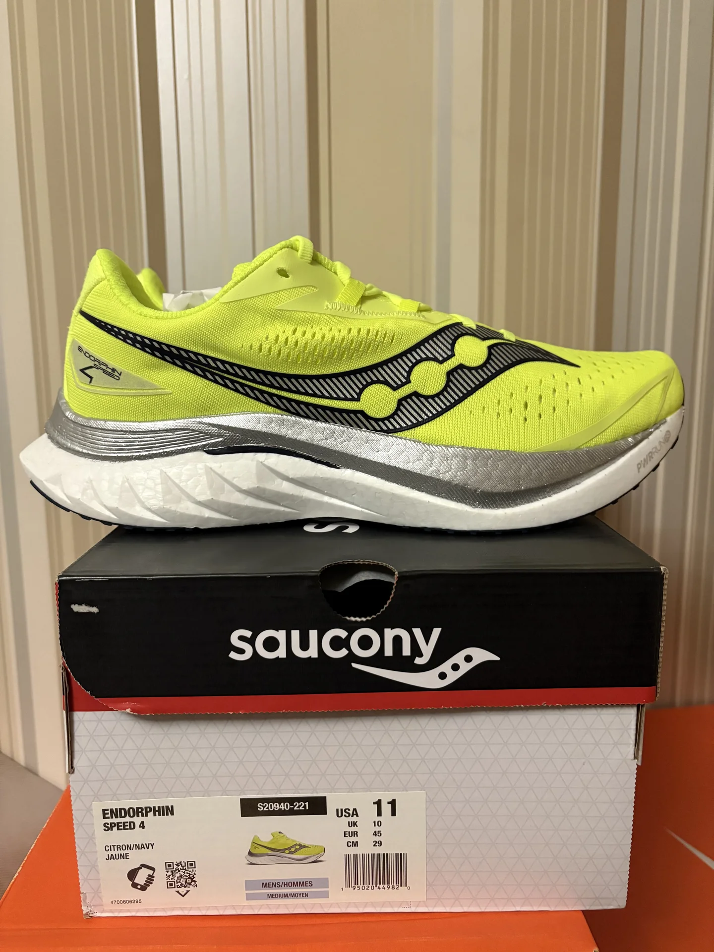 Кроссовки беговые Saucony Endorphin Speed 4. - изображение 1