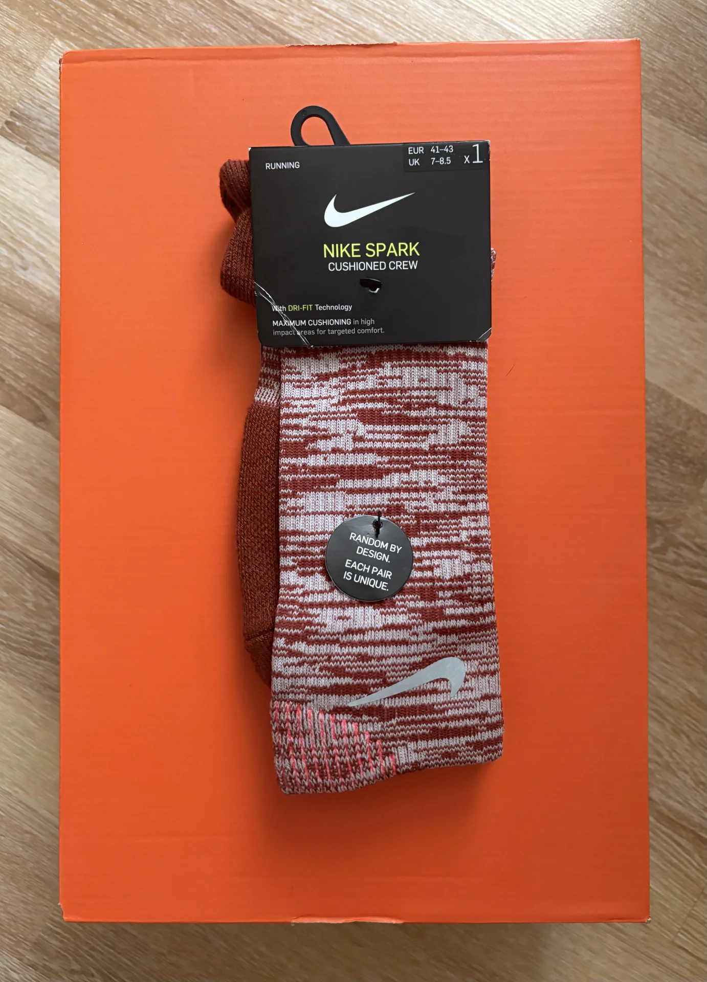 Беговые носки Nike Spark with DRI-FIT - изображение 1